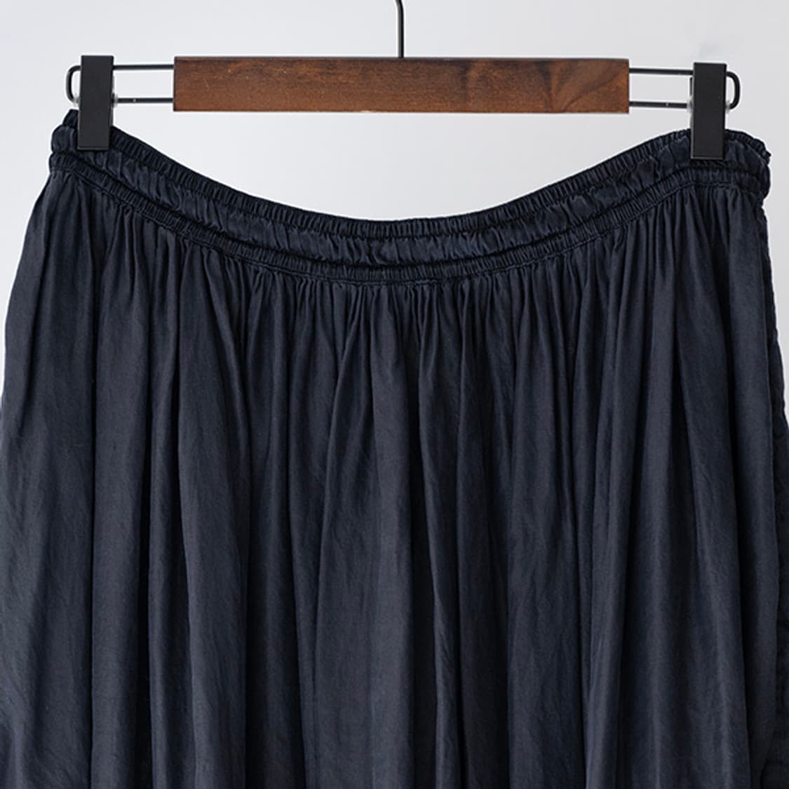 chez vidalenc - gather skirt silk 상품이미지3