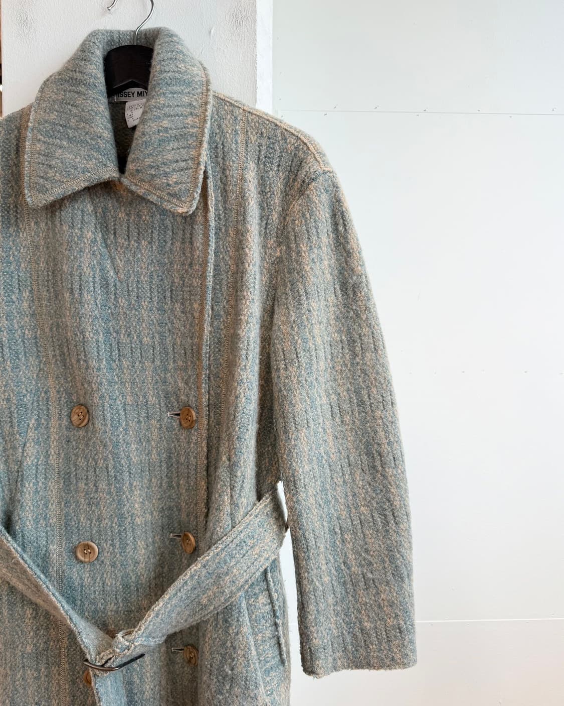 이세이미야케 블루 더블 벨티드 울 코트  상품이미지5