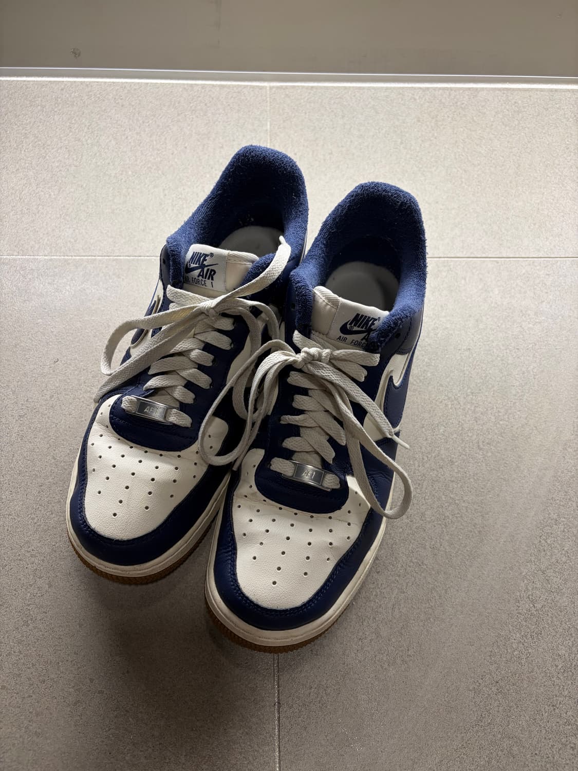 나이키 에어포스 1 '07 LV8 미드나잇 네이비 270 상품이미지5
