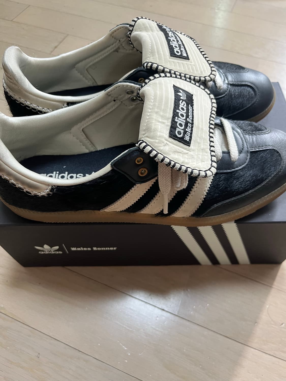 아디다스 웨일스보너 삼바 검흰 275 상품이미지4
