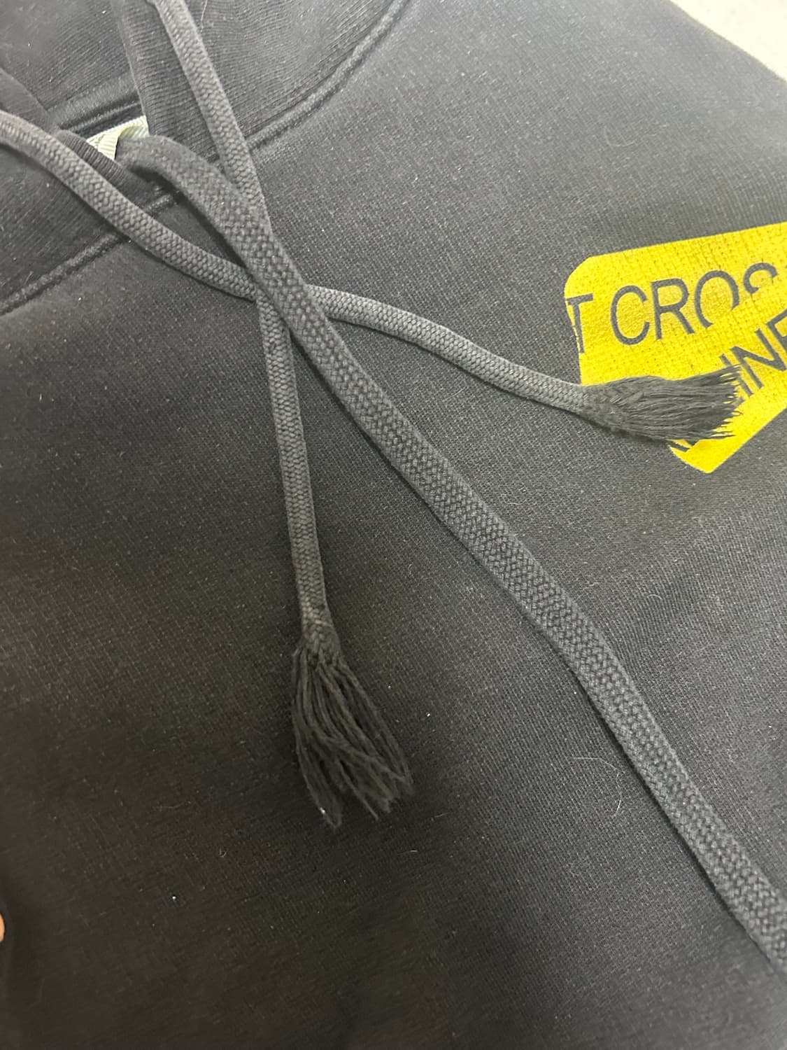 오프화이트 후드티 상품이미지3