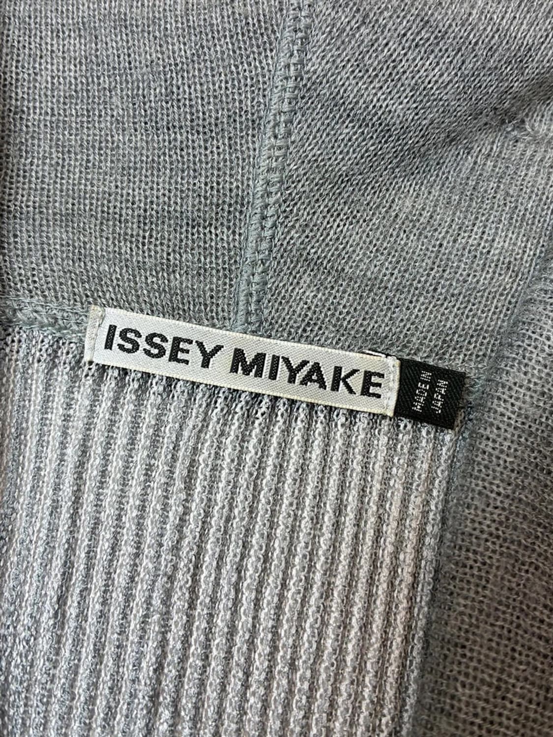 이세이미야케 11s 플리츠 롱 니트 가디건 PN5061 상품이미지5