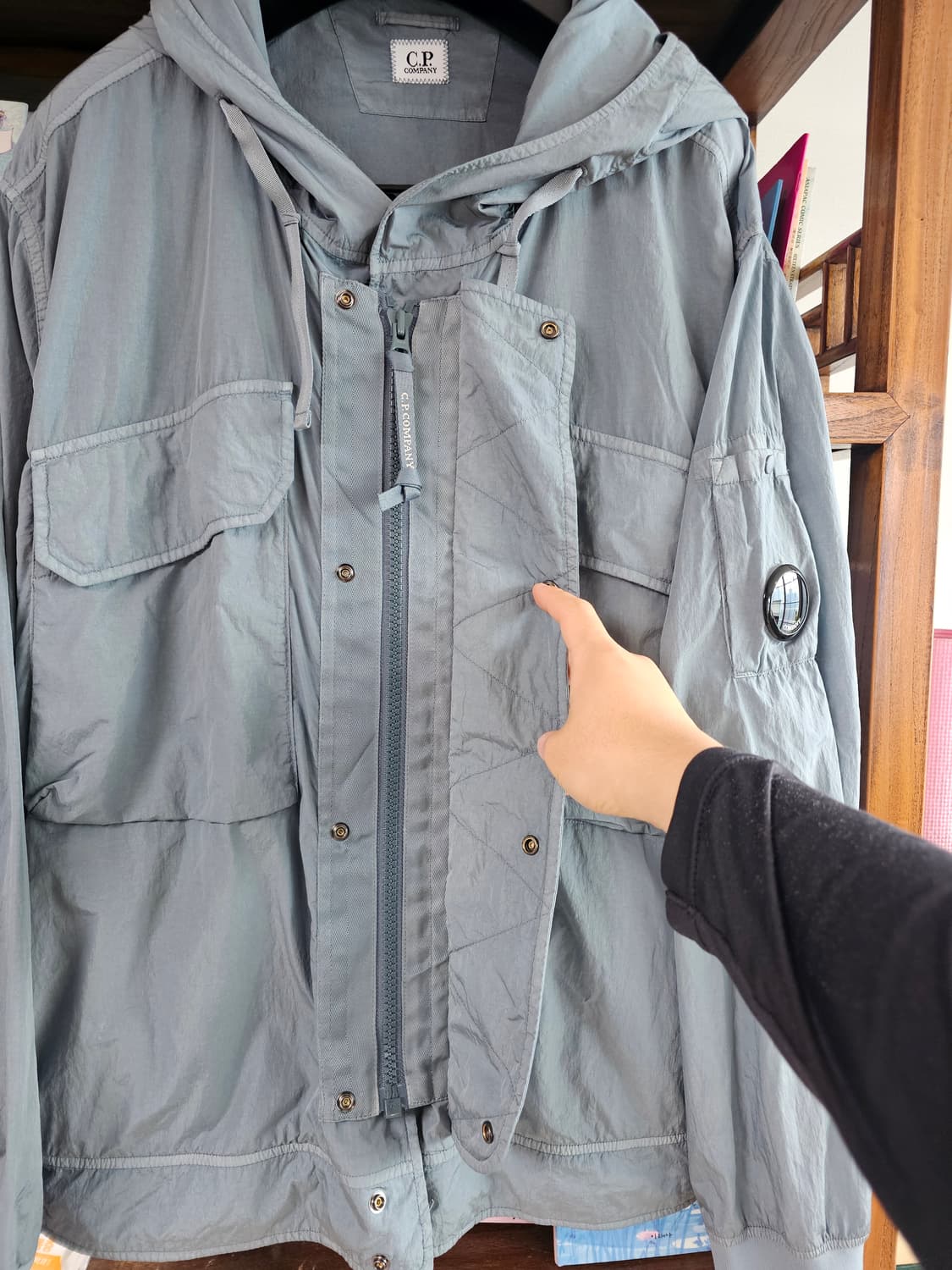 이번 시즌 최신 제품!!25시즌 씨피 명품 CP컴퍼니 후드 자켓 바 상품이미지5