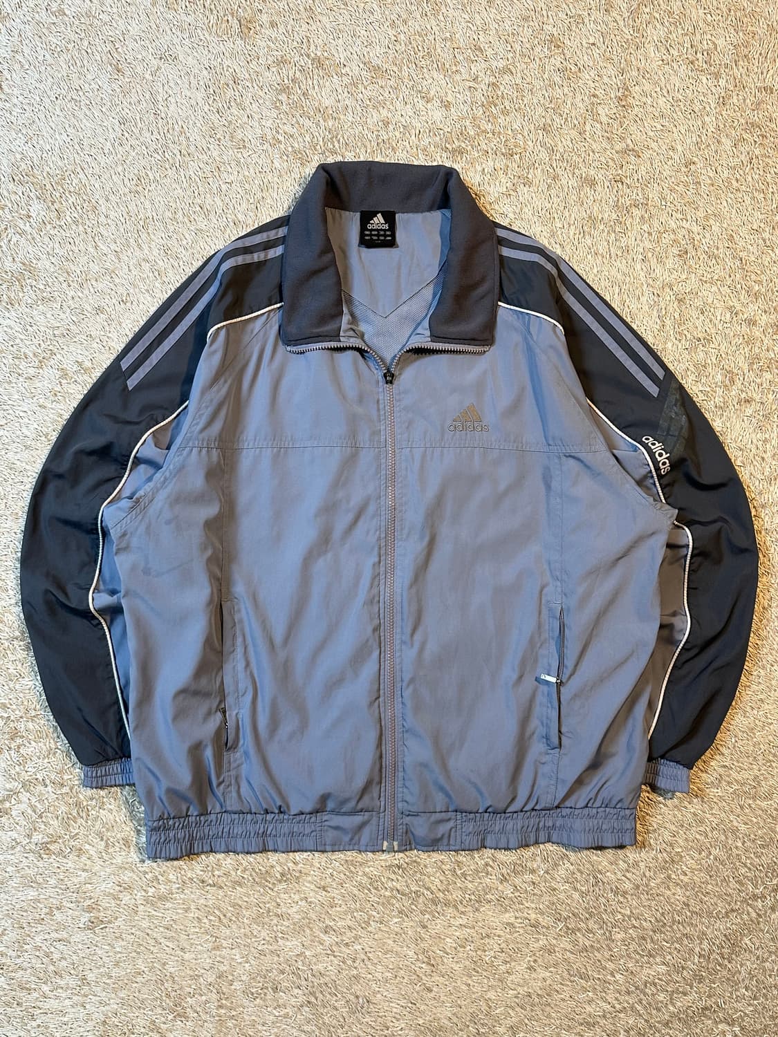 희귀) 00's 아디다스 올드스쿨 삼각로고 배색 바람막이 자켓 상품이미지1