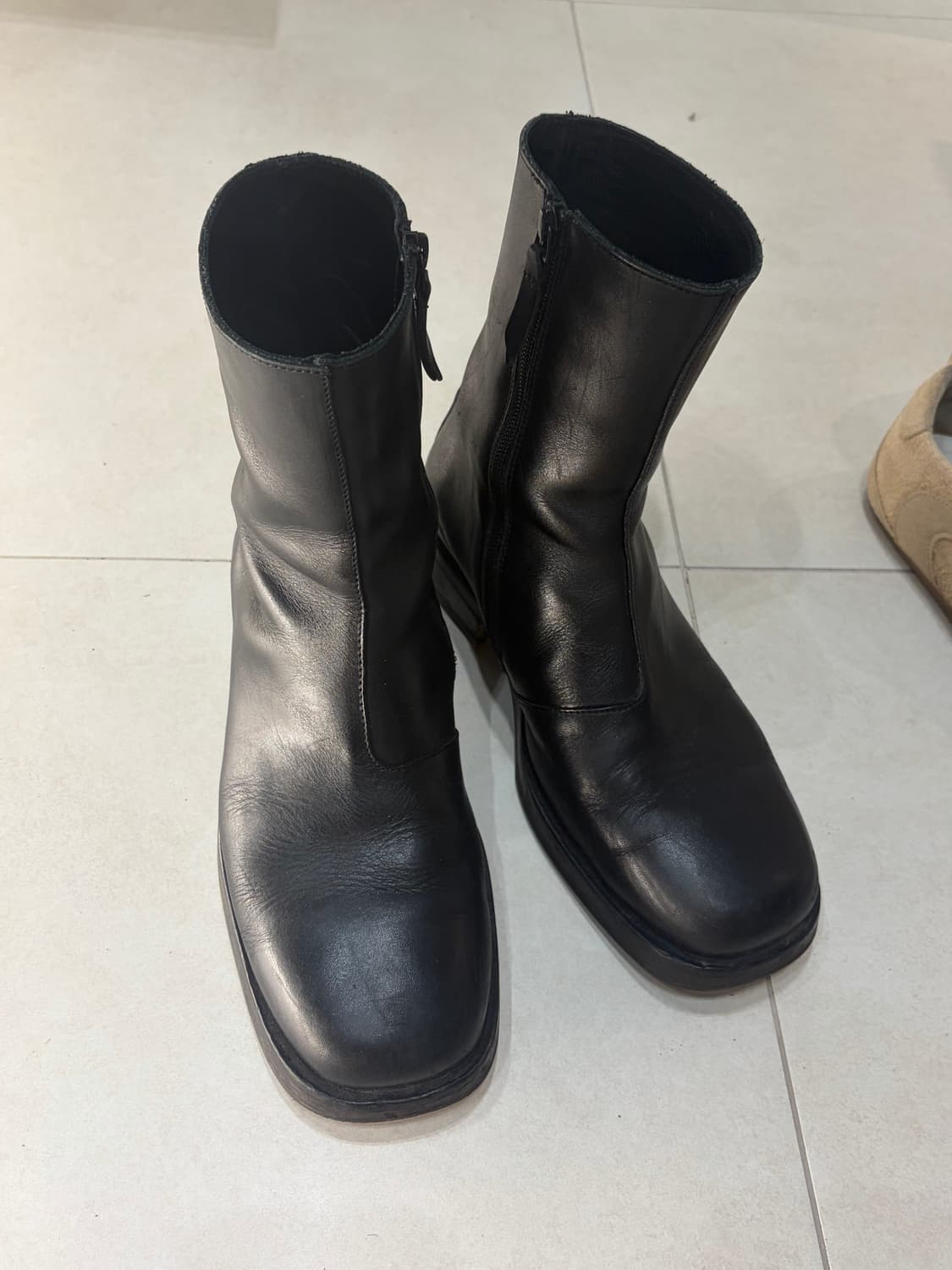 [41, 260] 아워레가시 카미온 블랙 상품이미지1