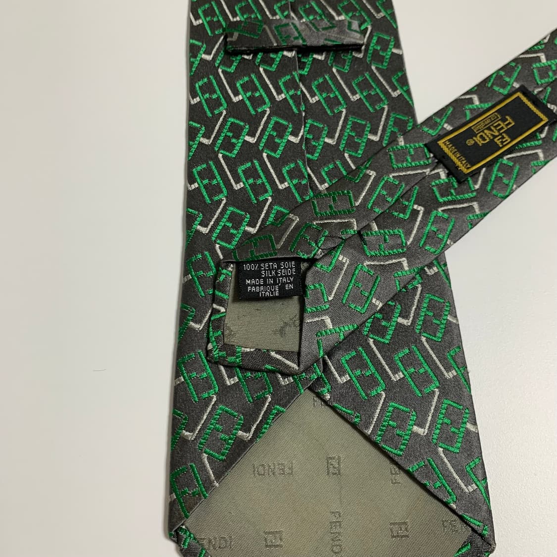 펜디(FENDI) FF로고 모노그램 명품 정장넥타이 100실크 A+등급 상품이미지7