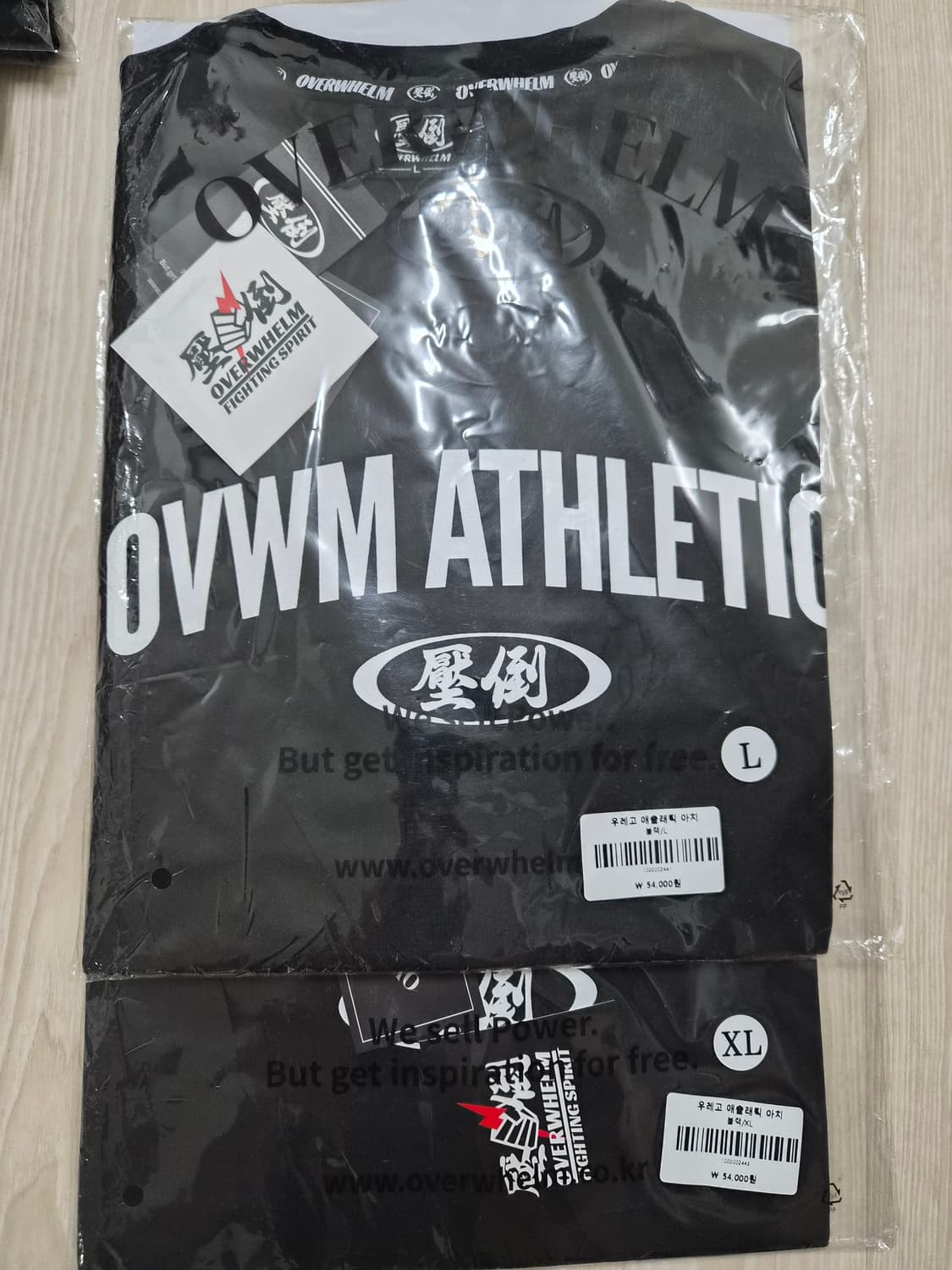 압도 우레고 반팔 애슬래틱아치 블랙 L.XL 새상품 상품이미지1
