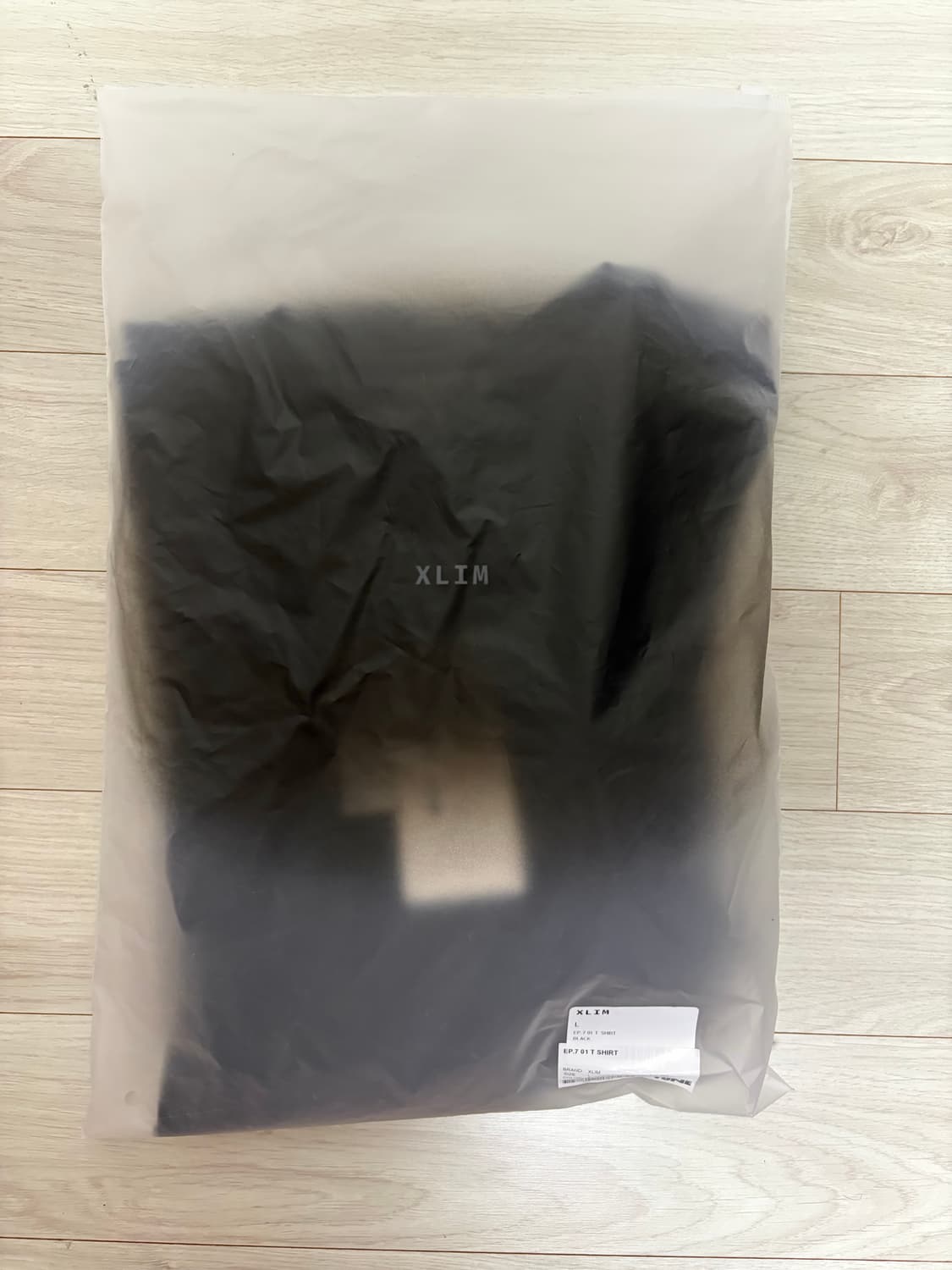 [L] xlim ep7 01 tshirt 티셔츠 새상품 상품이미지2
