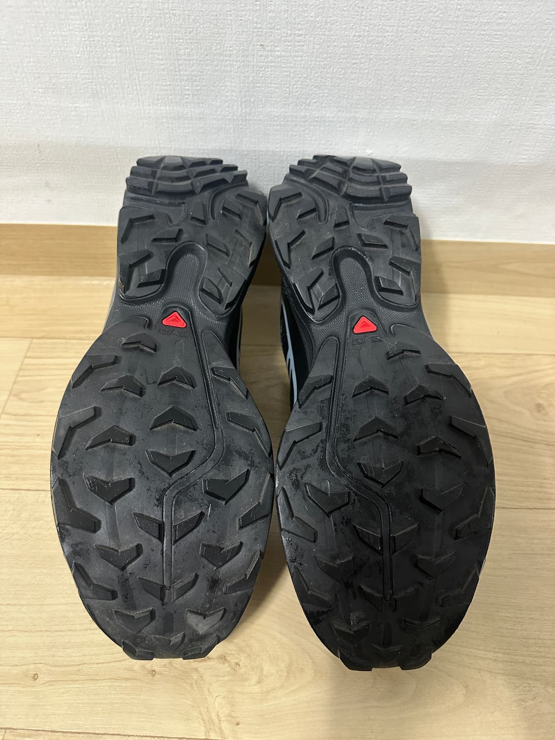 살로몬 XT-6 270 판매합니다 상품이미지2