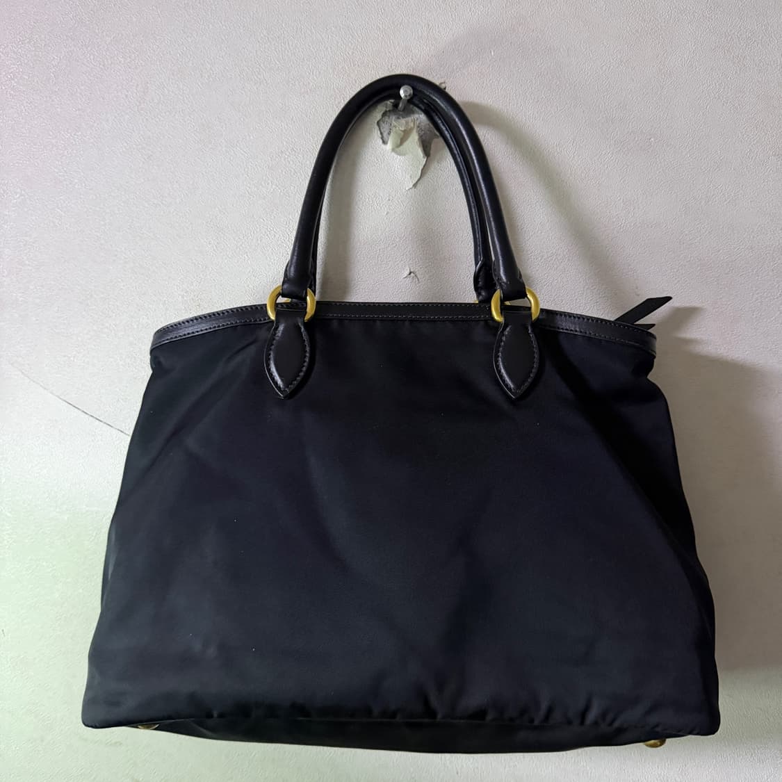 프라다 포코노 나일론 삼각로고 토트&숄더백 상품이미지3