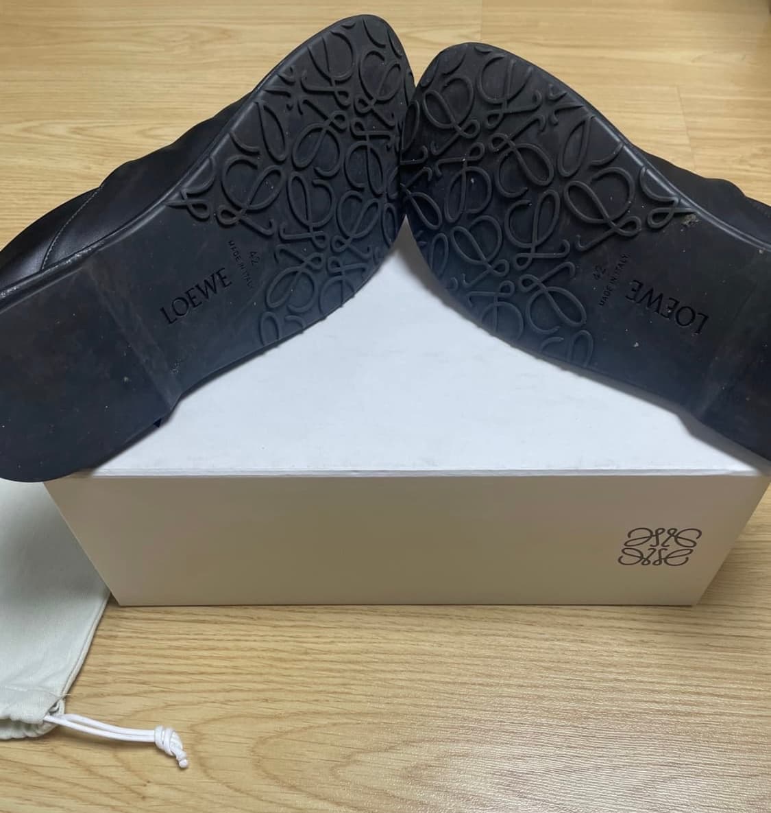 로에베 폴리오 (42) 상품이미지2