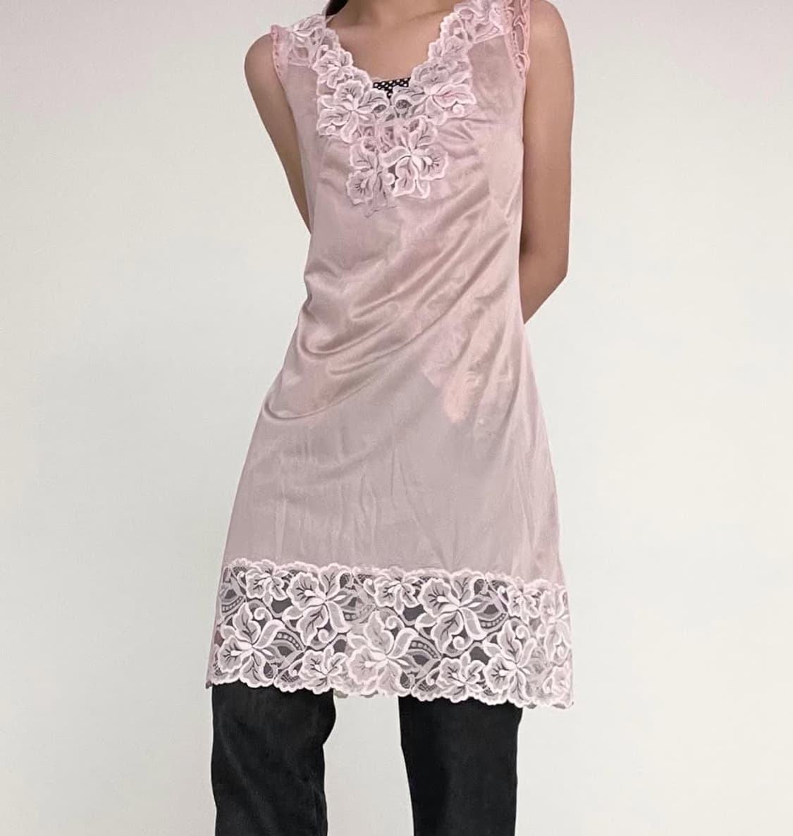 로맨틱 페어리 플라워 자수 빈티지 슬리브리스 파우닝도요샛 상품이미지1