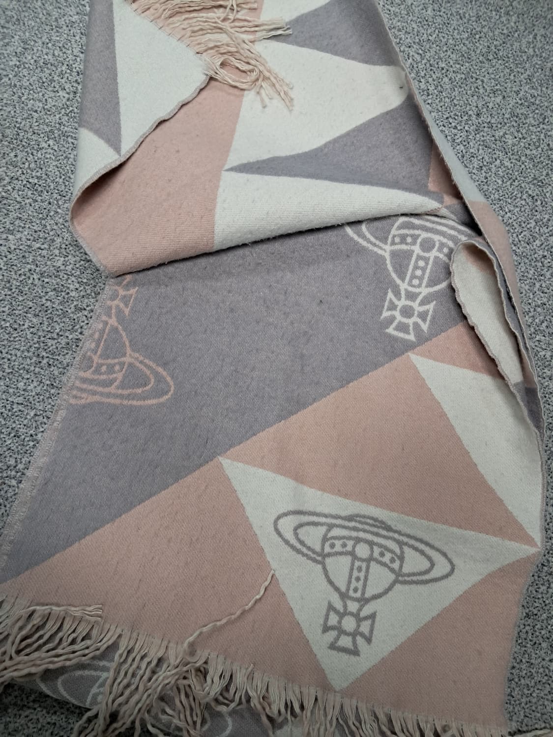 비비안웨스트우드 머플러 상품이미지3