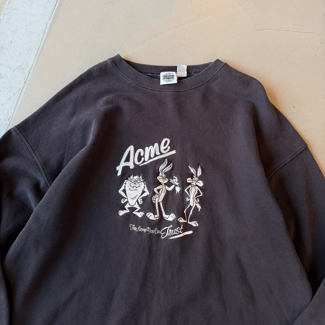 루니툰즈 ACME 스웻셔츠 상품이미지4