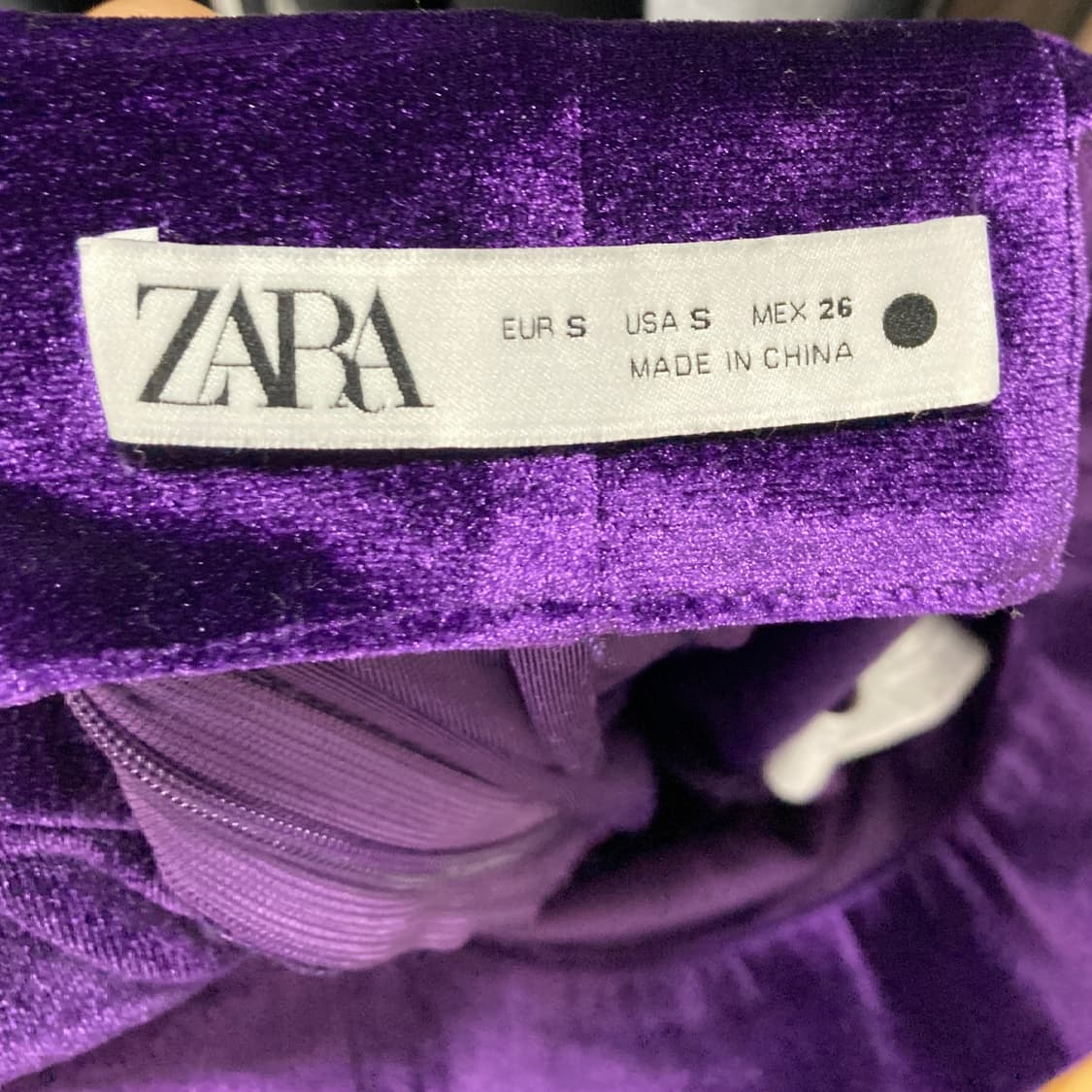 자라 여성 벨벳셔링 롱스커트 26 상품이미지3