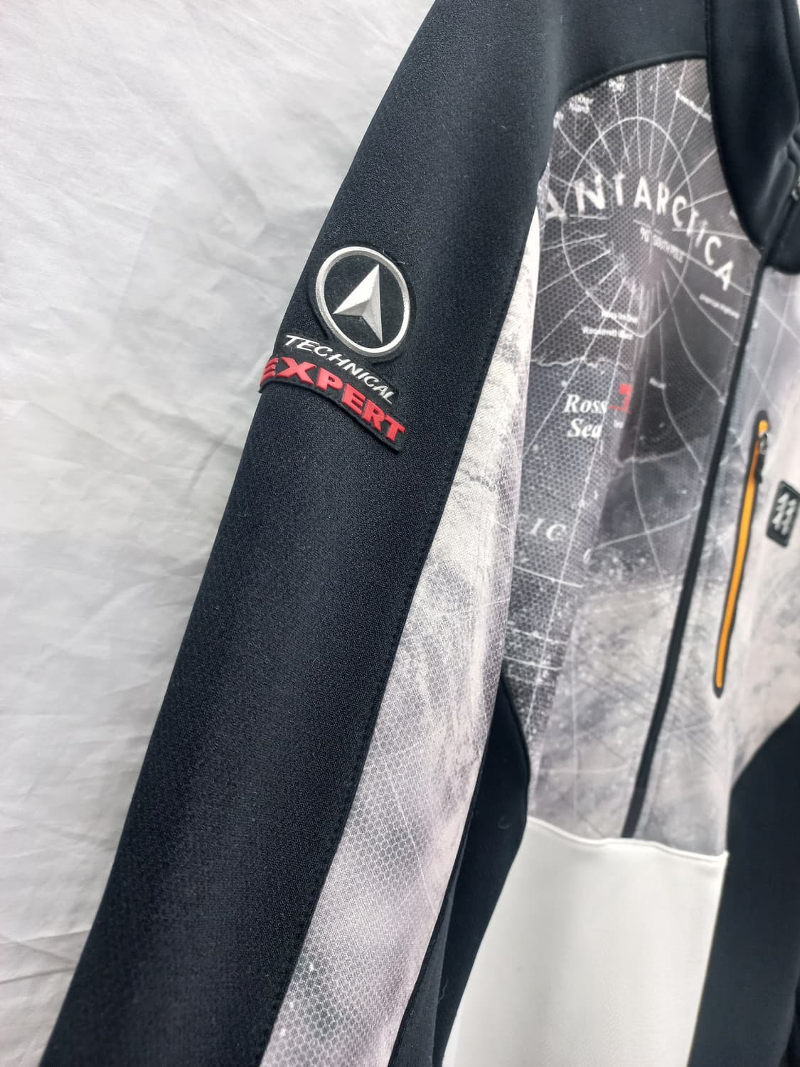 코오롱스포츠 반집업 티셔츠 (남 105) 상품이미지4