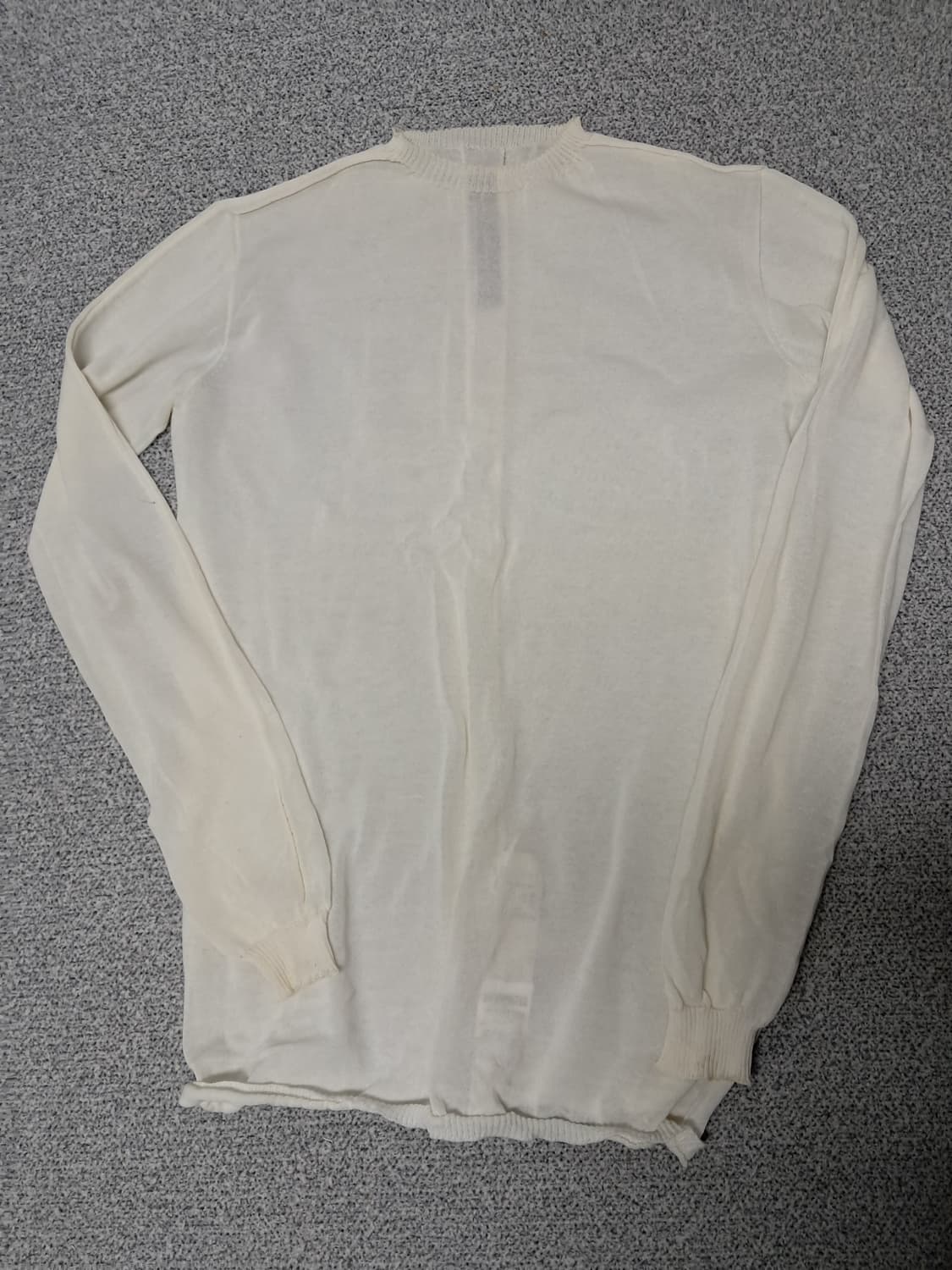 릭오웬스 아이보리 색상 니트  상품이미지1