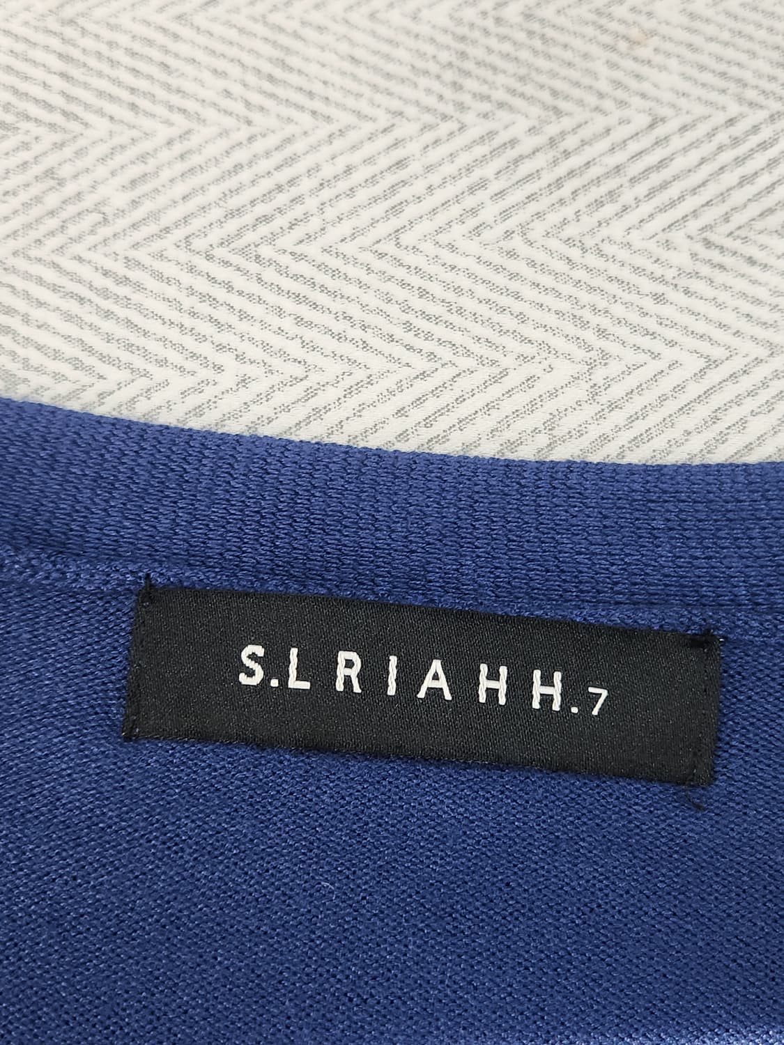 [77] 에셀리아 S.LRIAHH.7 네이비 쉬폰 가디건 77 상품이미지4