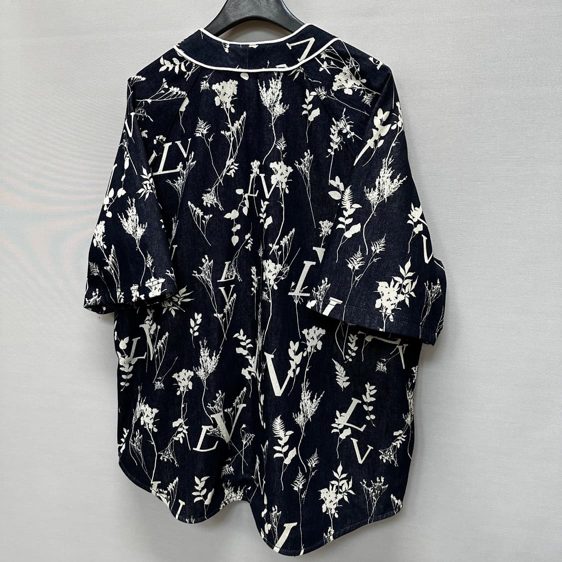 루이비통 LV 리프 데님 베이스볼 반팔셔츠 (110)  상품이미지5