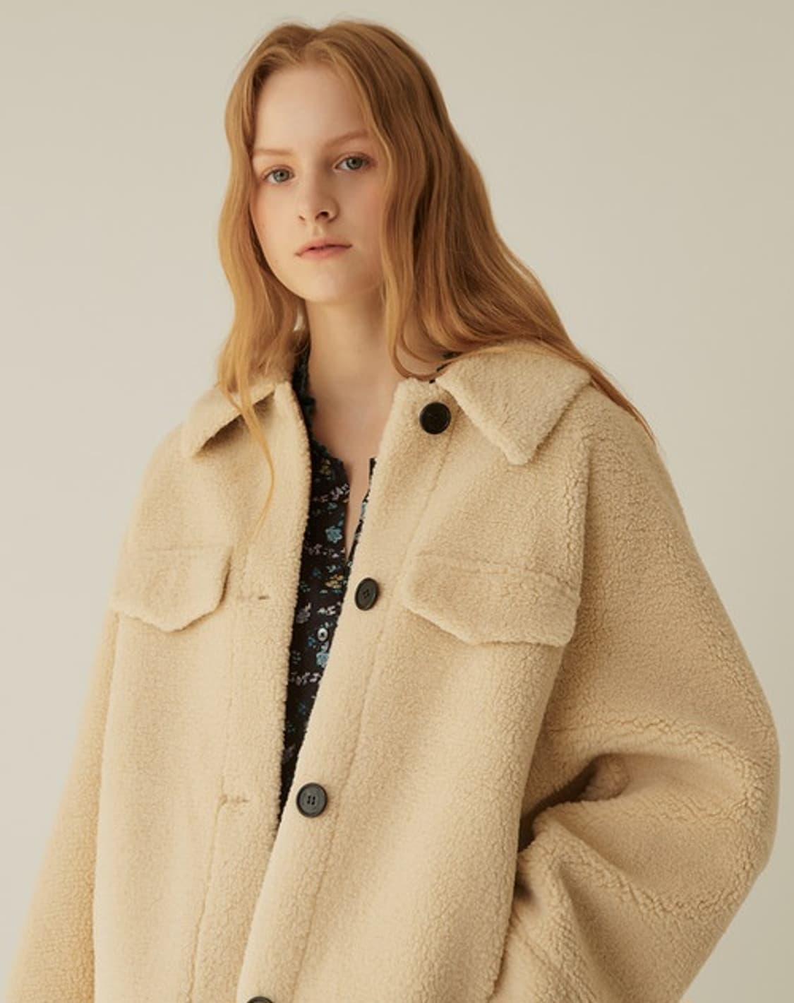 Thursday Island 써스데이아일랜드 오버핏 보아 무스탕 상품이미지3