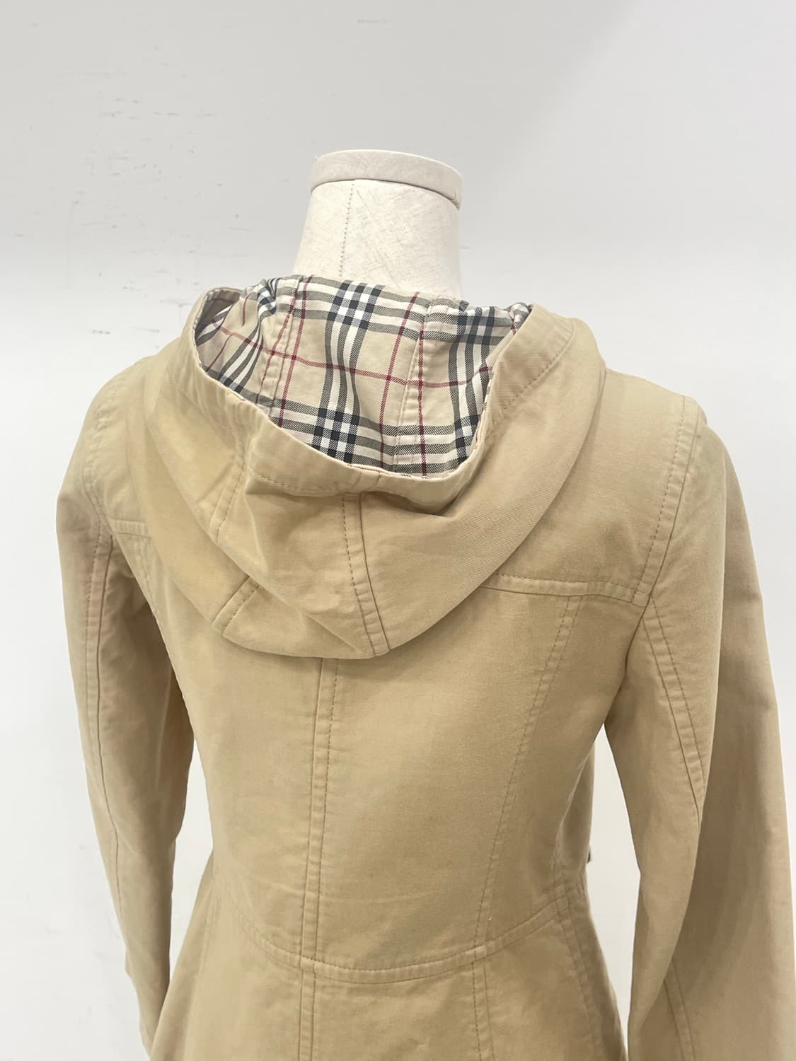 버버리 여성 후드  상품이미지4