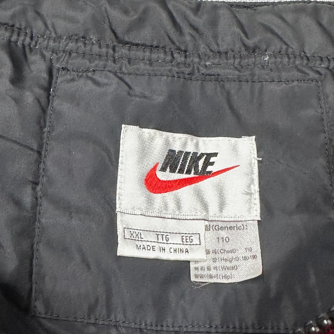 나이키 올드스쿨 스우시 유광 패딩조끼 XXL 상품이미지5