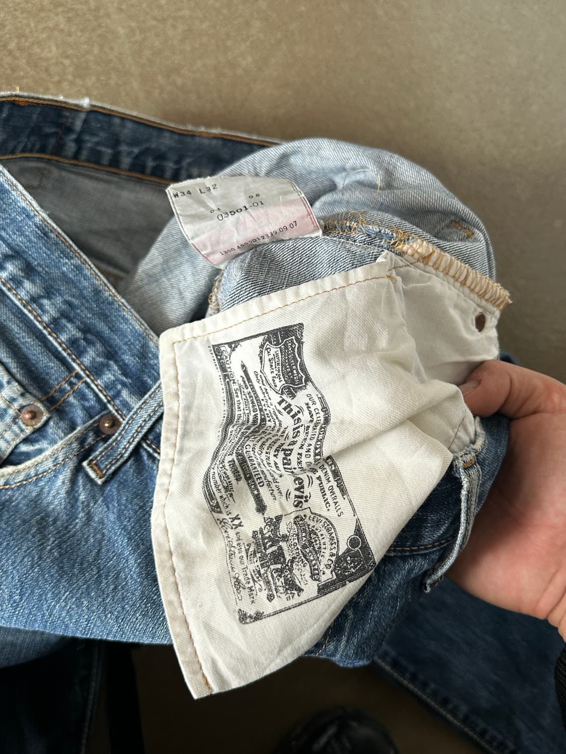 Levis 리바이스 501 Vintage Wash Denim 상품이미지5