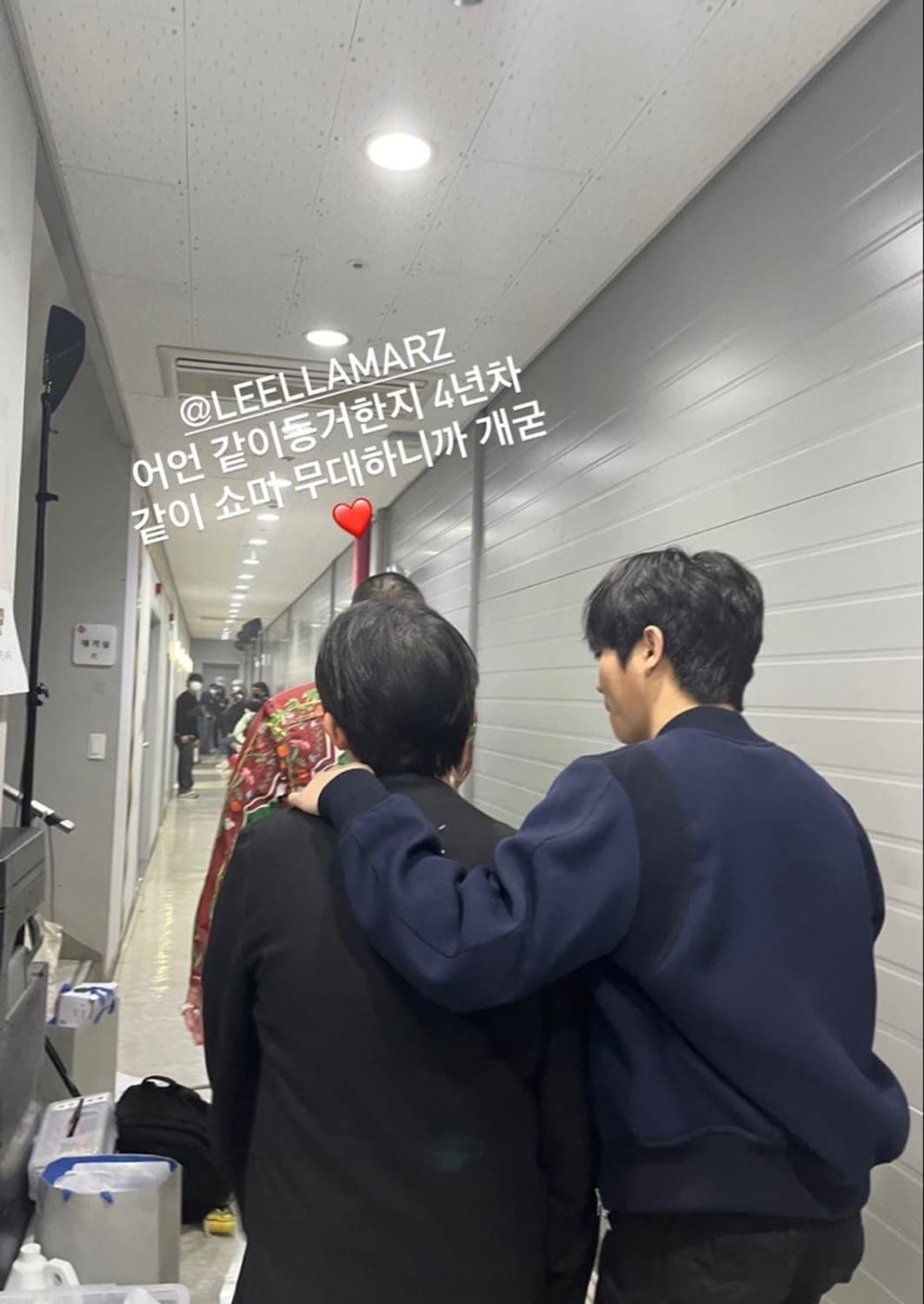 [토일착용] 스테판쿡 네이비 바시티 자켓 상품이미지7