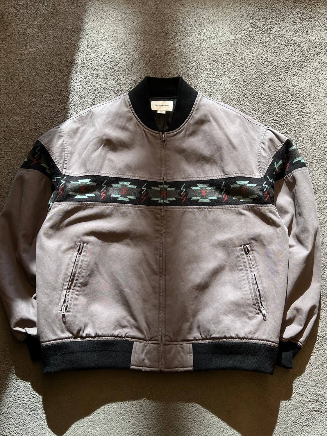 디스이즈네버댓 라인드 자켓 새상품급 처분  상품이미지1