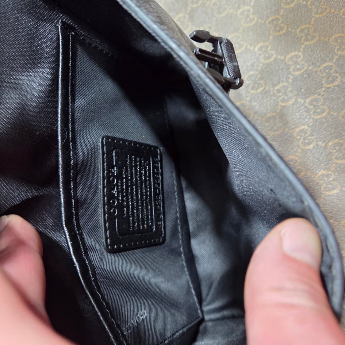 코치 크로스바디 미듐 백 지갑 상품이미지5