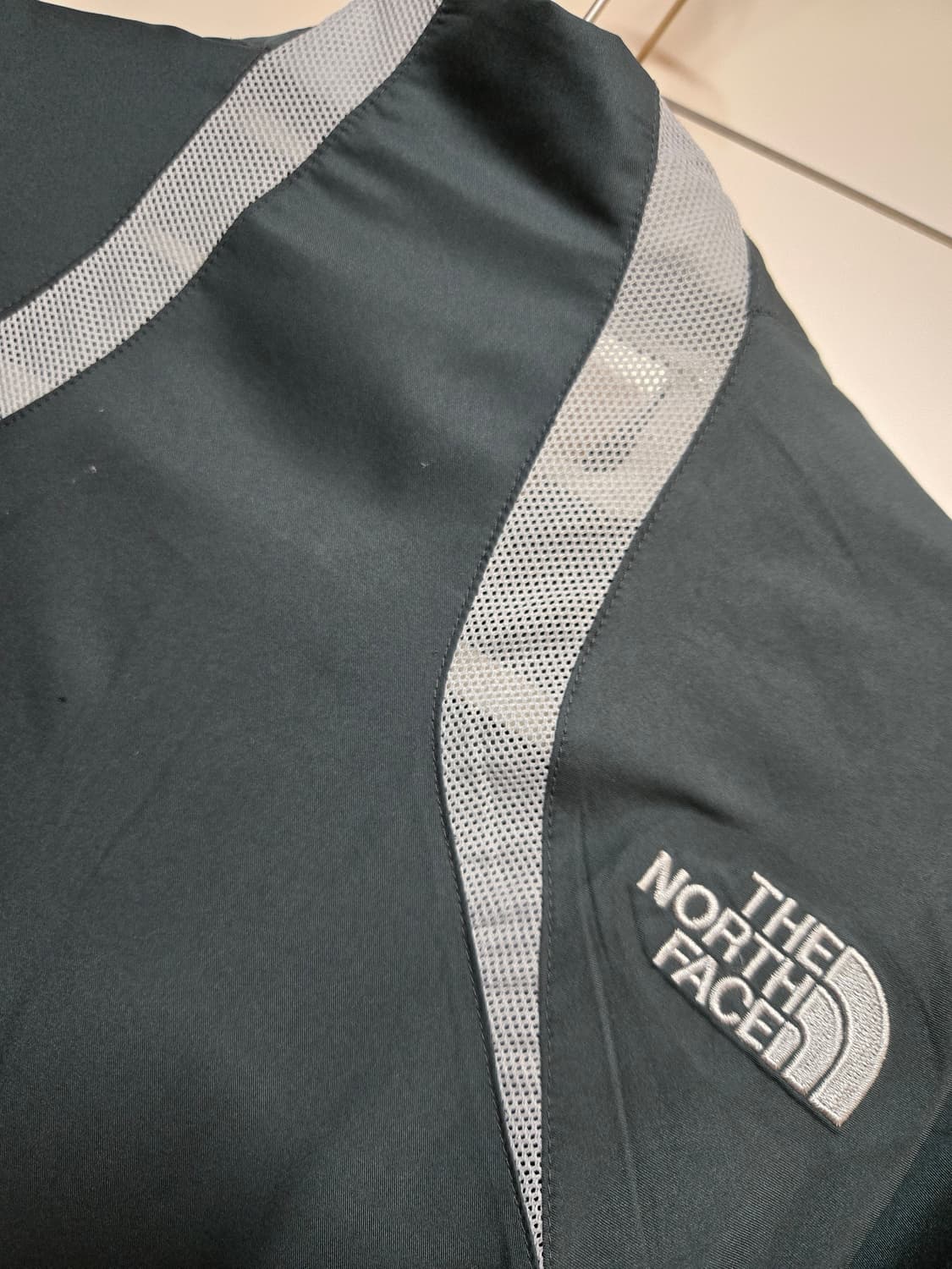 노스페이스 남성 딥그린 바람막이 점퍼 상품이미지6