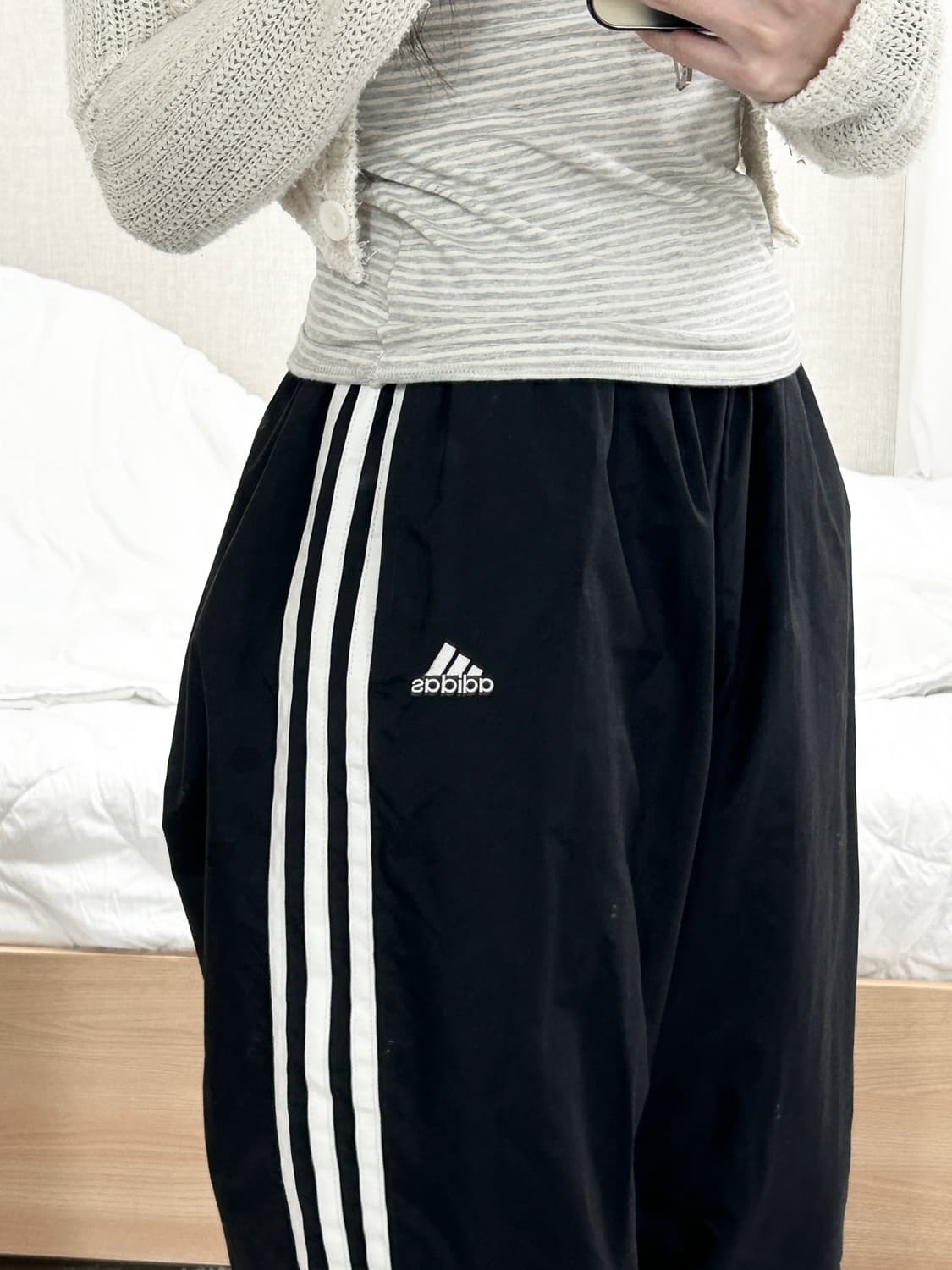 아디다스 90‘s 블랙 삼선 우븐팬츠 상품이미지2