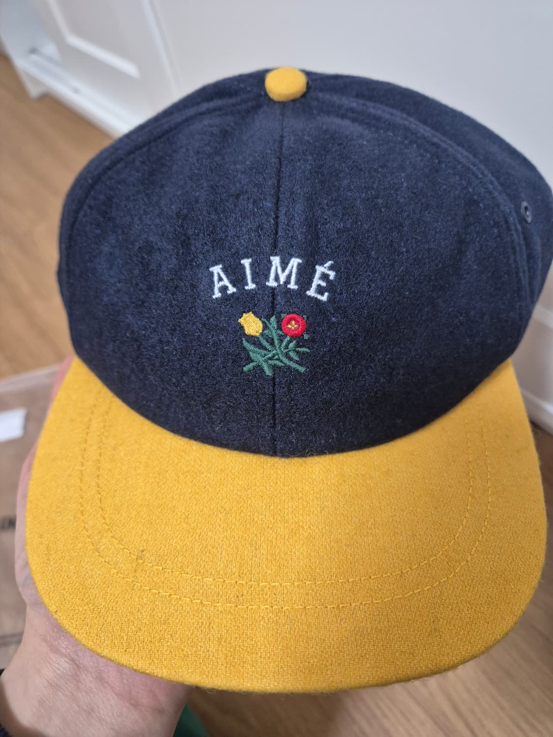 에임레온도르 울 컬러블럭 자수 캡 상품이미지2