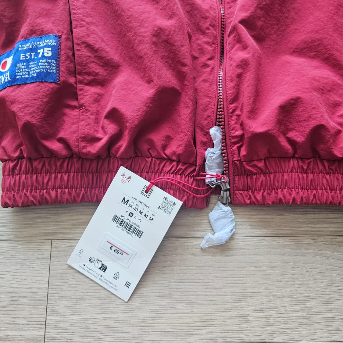 M 새제품) 자라 x 챔피온 테크니컬 패치 자켓 레드 간절기 점퍼 블루종 상품이미지4