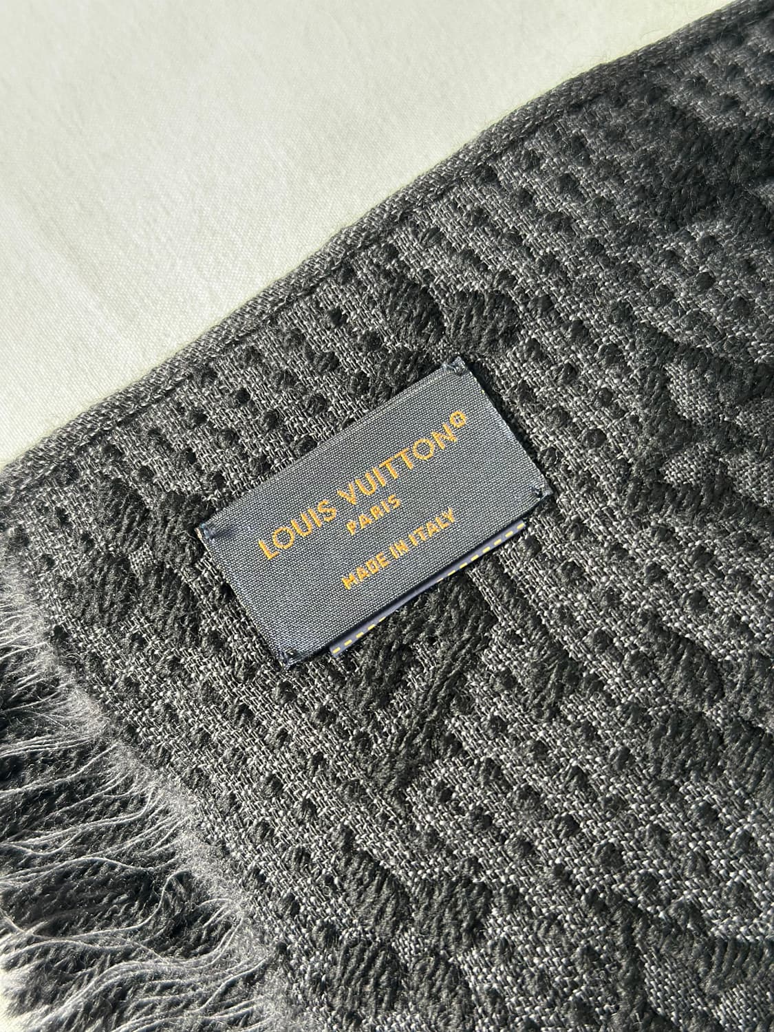 [정품] 루이비통 모노그램 클래식 머플러 블랙 상품이미지4