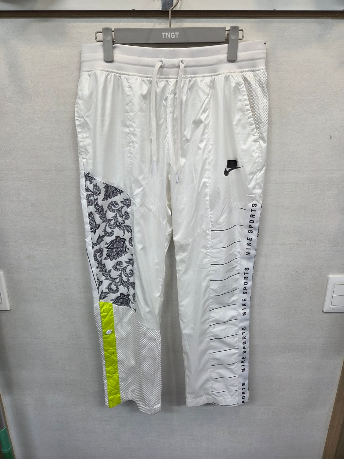 나이키 반다나 페이즐리 사이드버튼 믹스드 우븐 트랙팬츠 L 상품이미지1