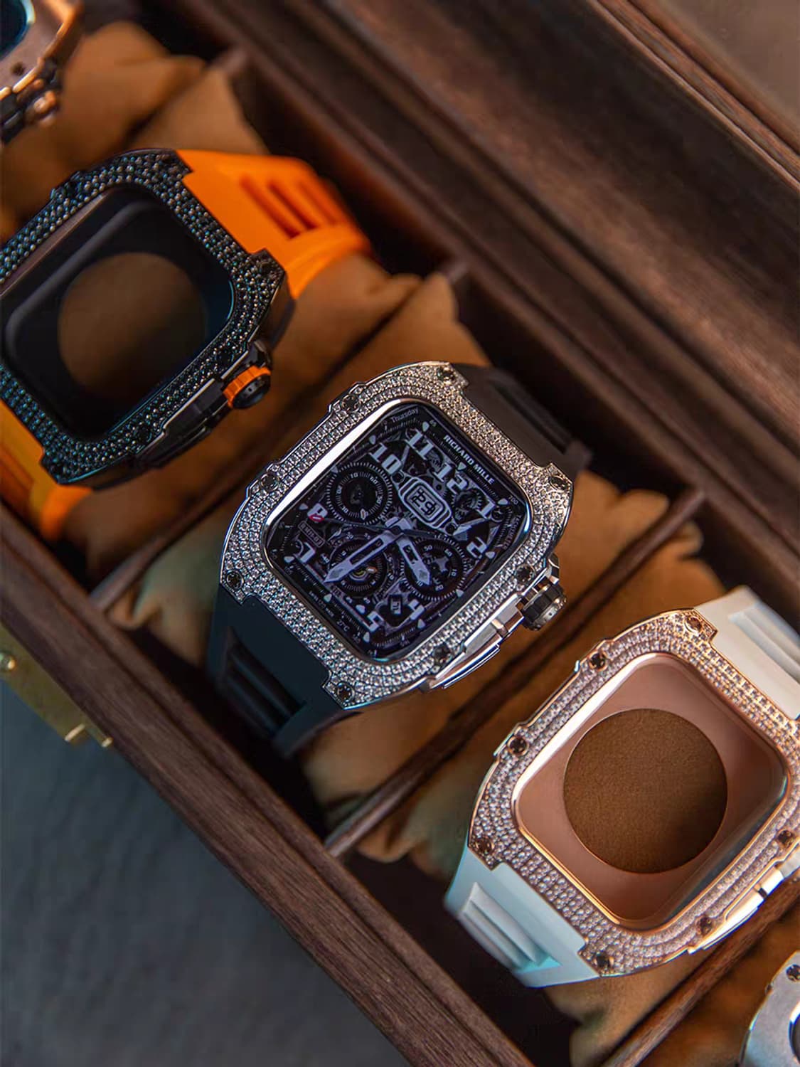 아이스아웃 다이아몬드 리차드밀 스타일 애플워치 스트랩 상품이미지5