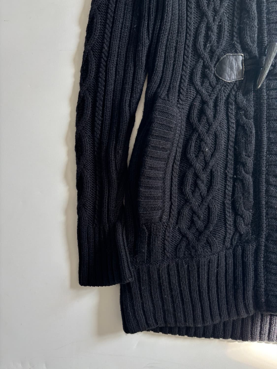 Burberry 버버리 블루라벨 블랙컬러 케이블 더플 후드 가디건 상품이미지7