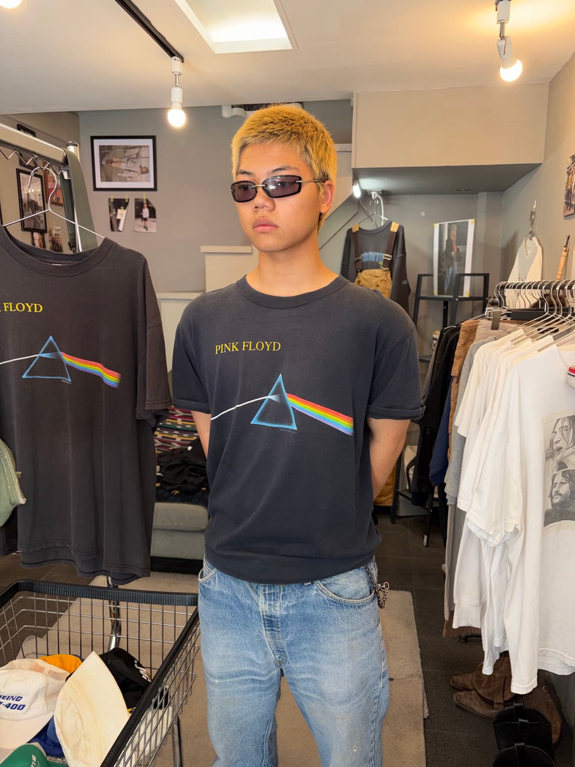 90‘s Pink Floyd artwork faded T-shirt 상품이미지1