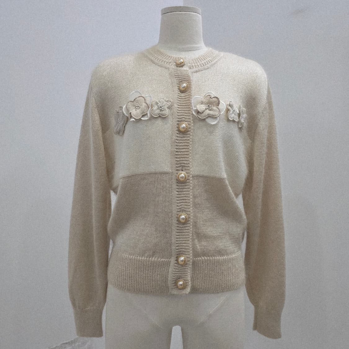 모헤어 울 베이지 플라워 니트 가디건 상품이미지1