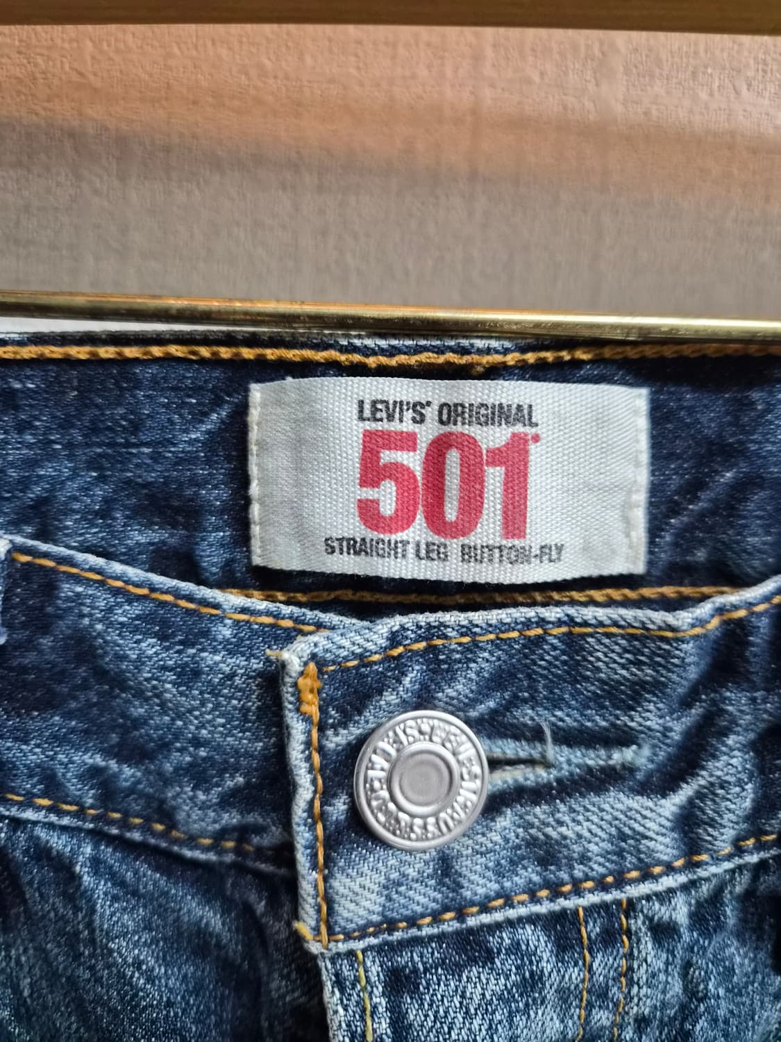 32) 리바이스 501 데미지 데님 팝니다 상품이미지3