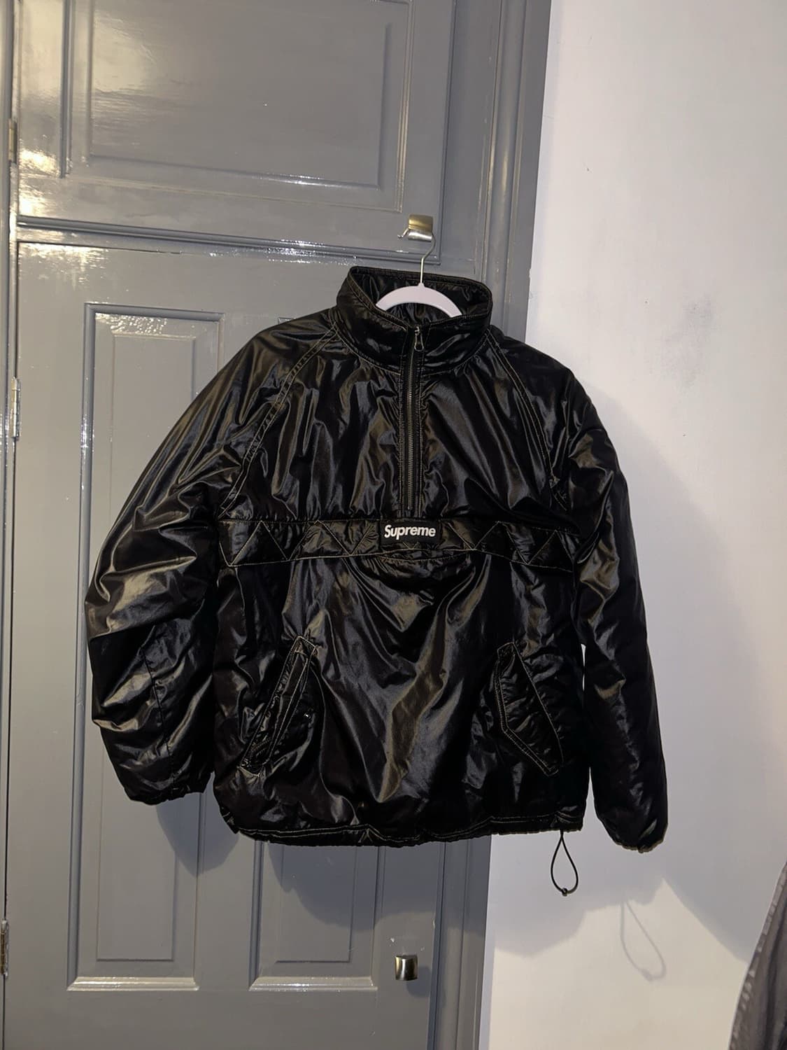 슈프림 콘트라스트 스티치 풀오버 블랙 상품이미지1