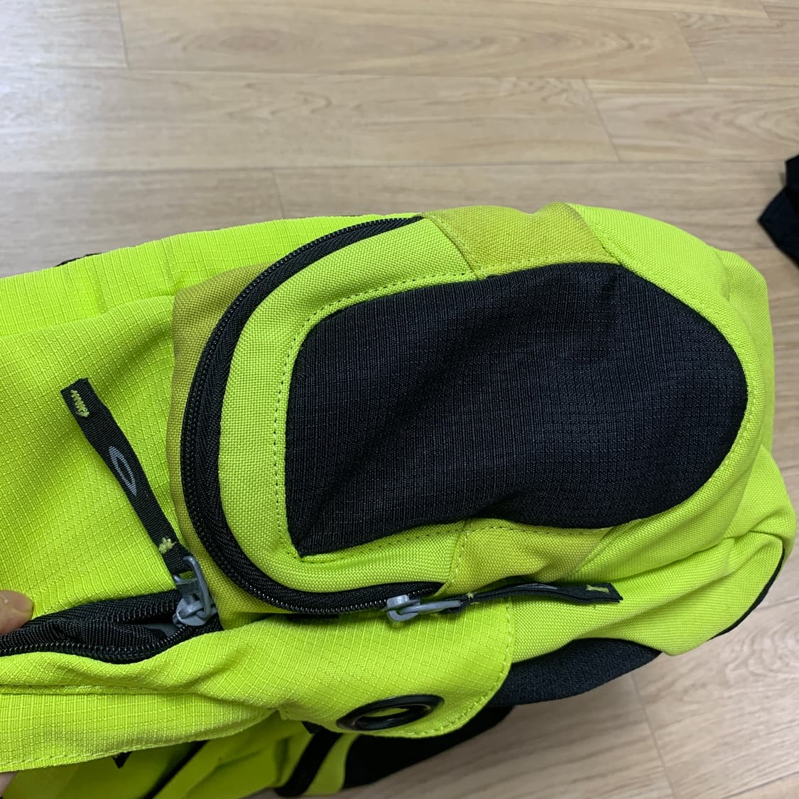Oakley 오클리 플랙팩 3.0 형광 상품이미지6