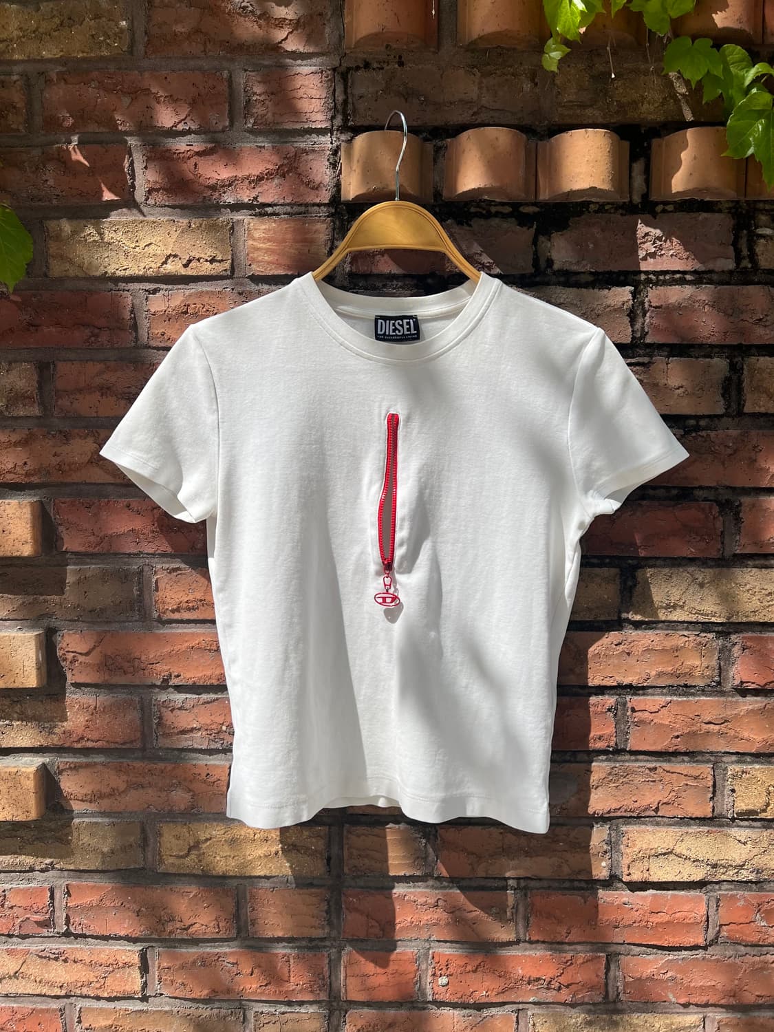 디젤 T-VAZY센터 지퍼 숏슬리브 상품이미지2