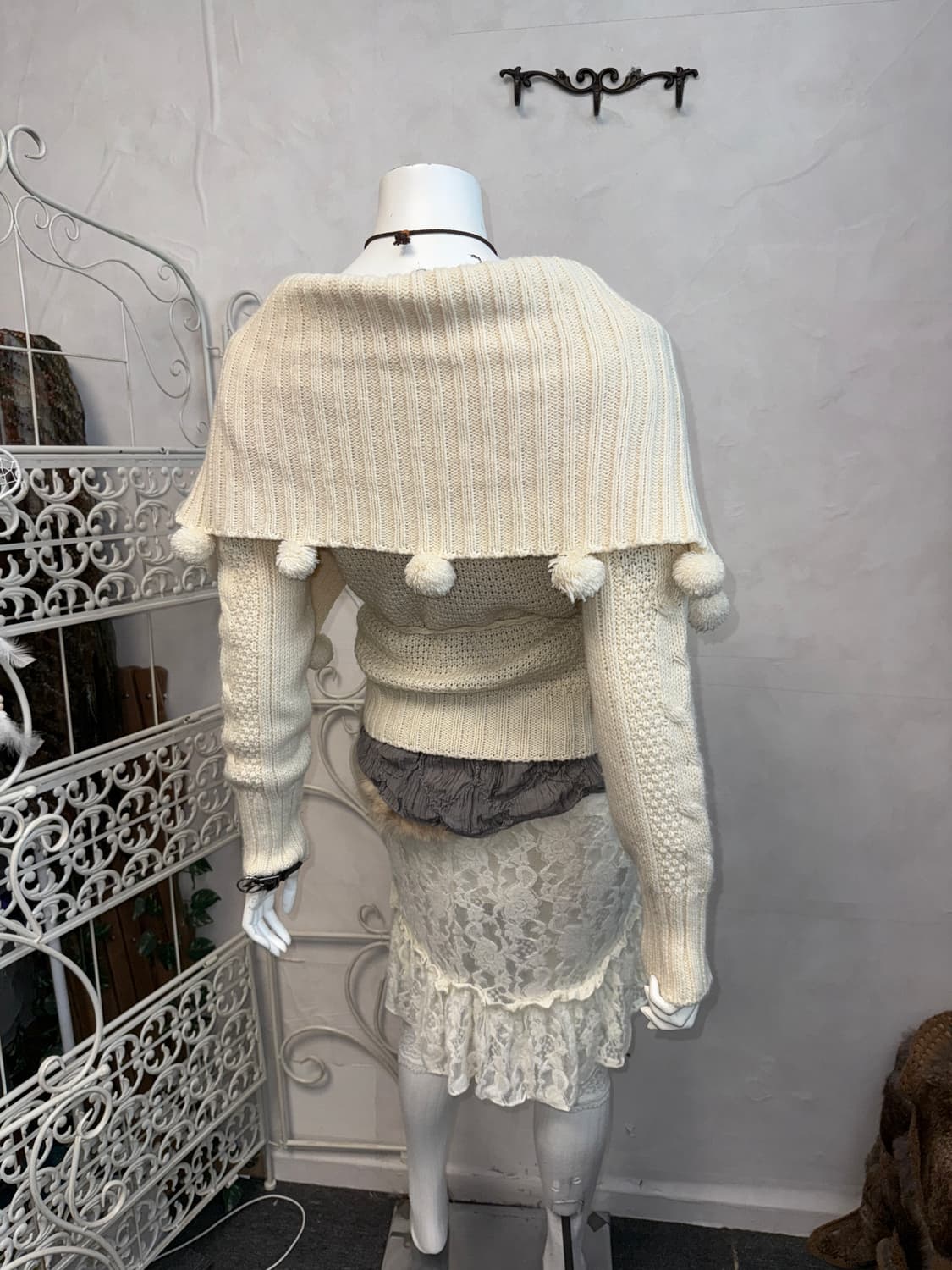Morgan ivory knit ball off shoulder 가디건 상품이미지2