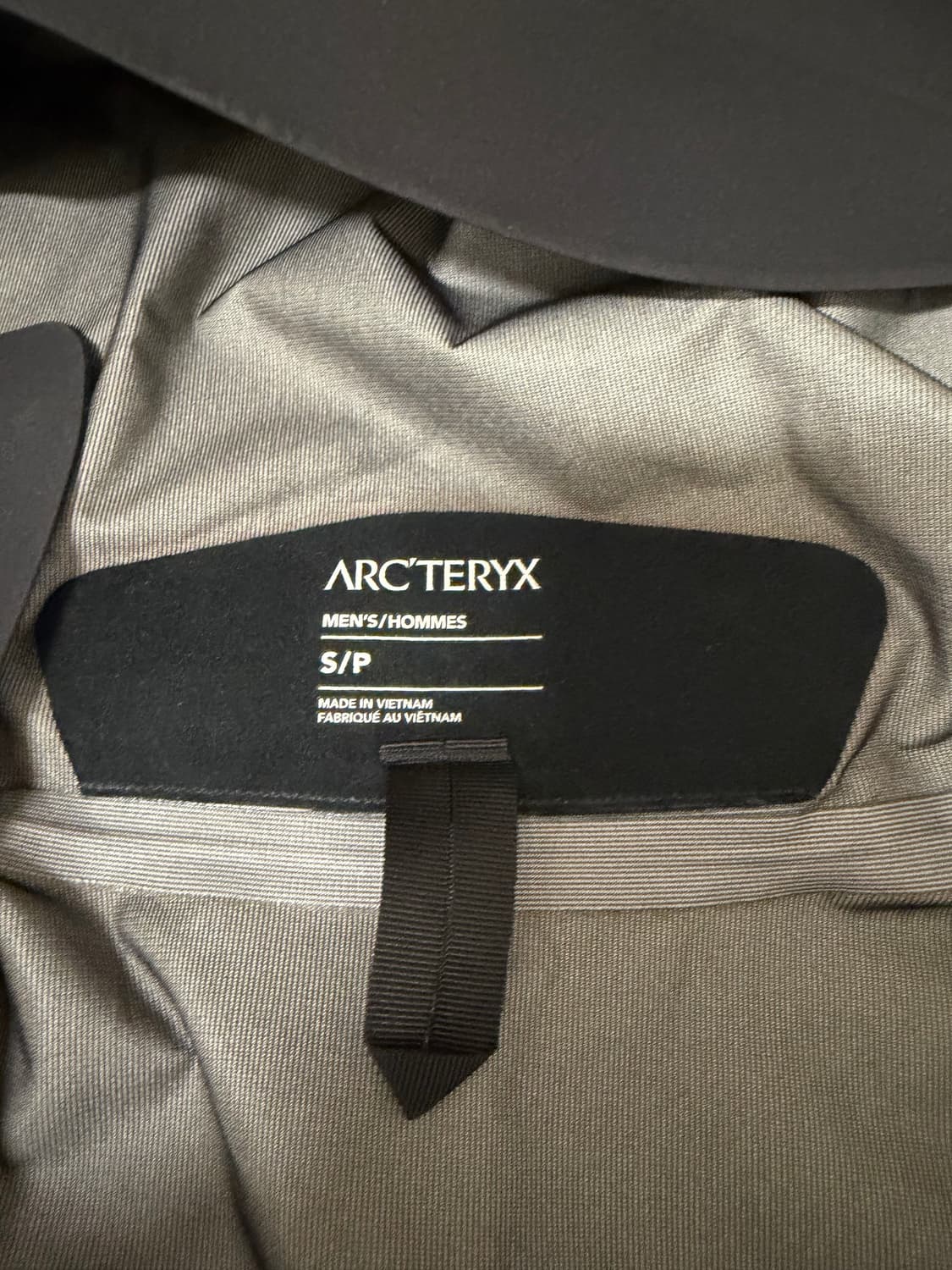 아크테릭스 베타LT MEN’S 바람막이 S사이즈 블랙 상품이미지2