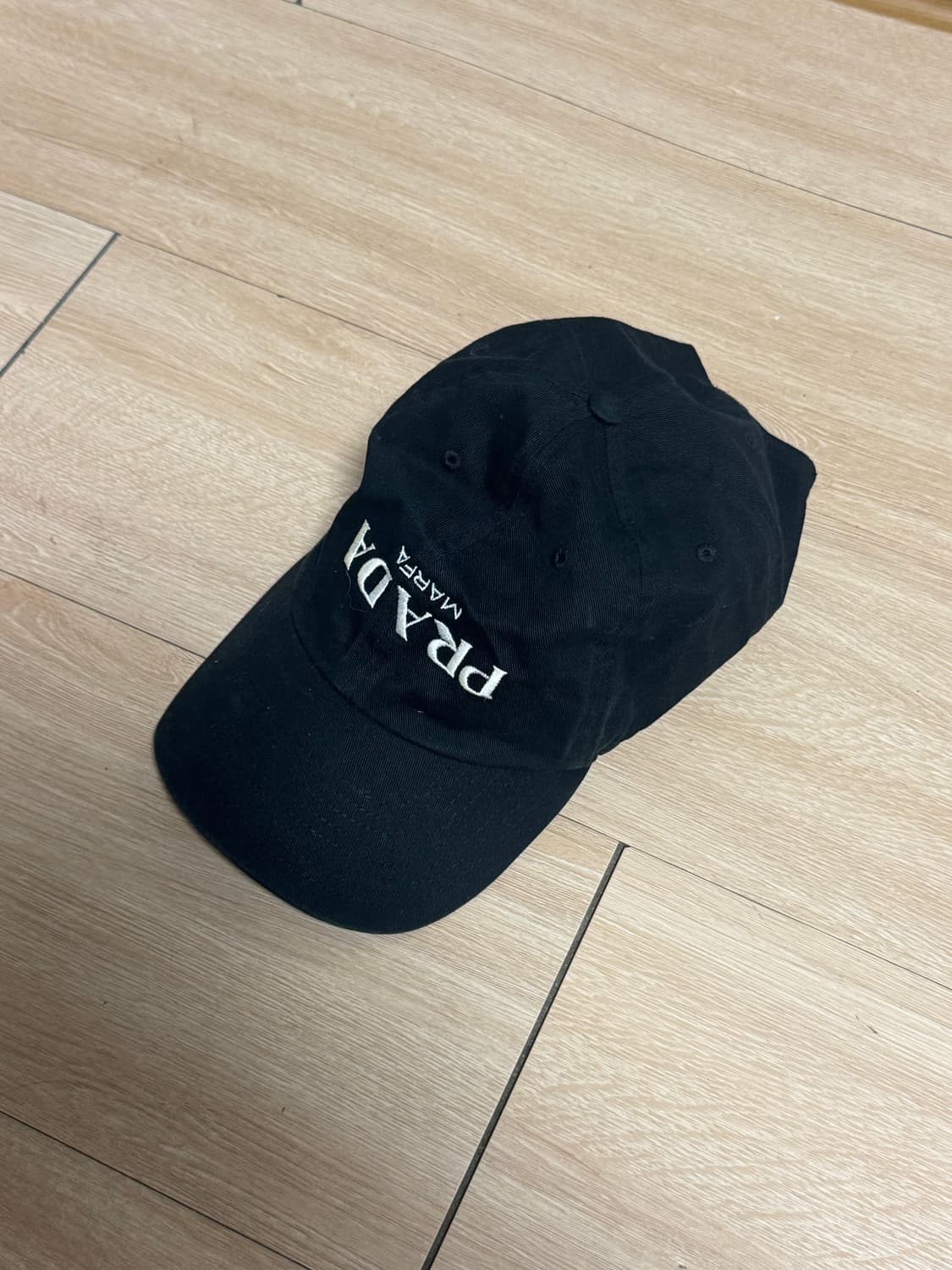 Nptsss 프라다 패러디 모자 볼캡 상품이미지1