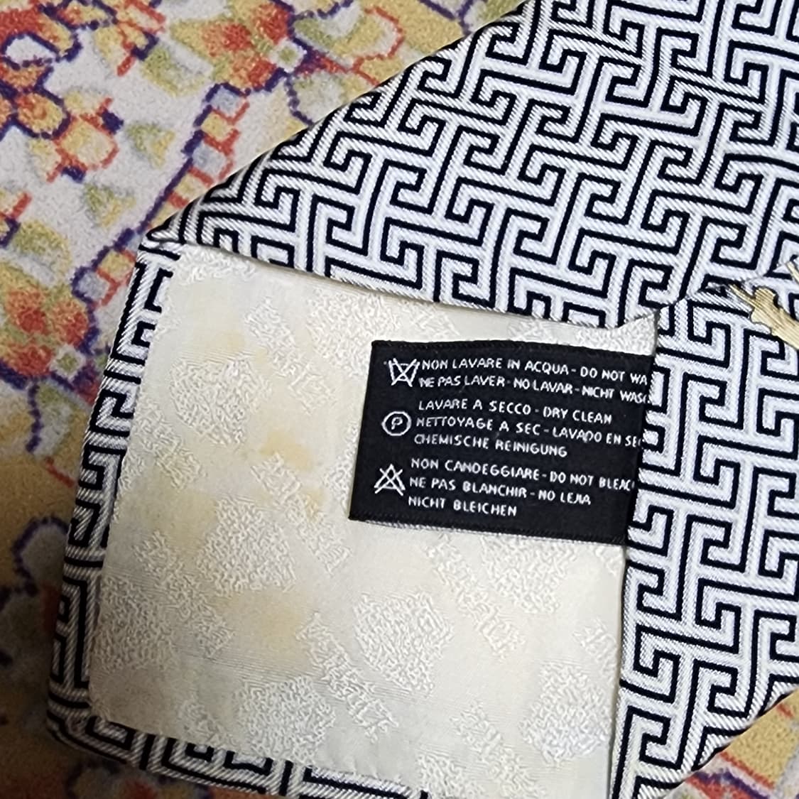 베르사체 실크 남성 넥타이 [정품]
 상품이미지6