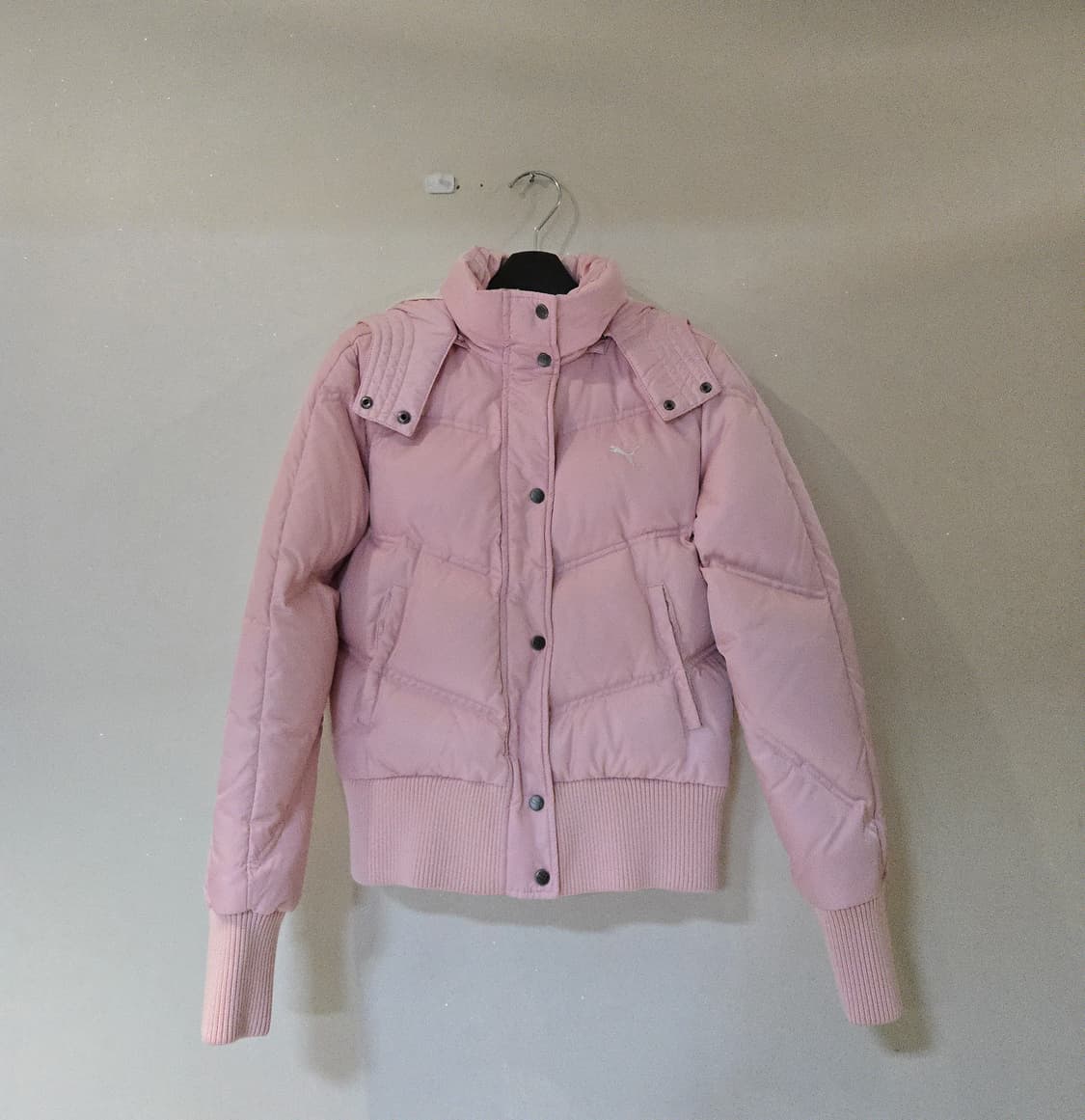 푸마 덕다운 딸기우유 패딩 s 상품이미지1