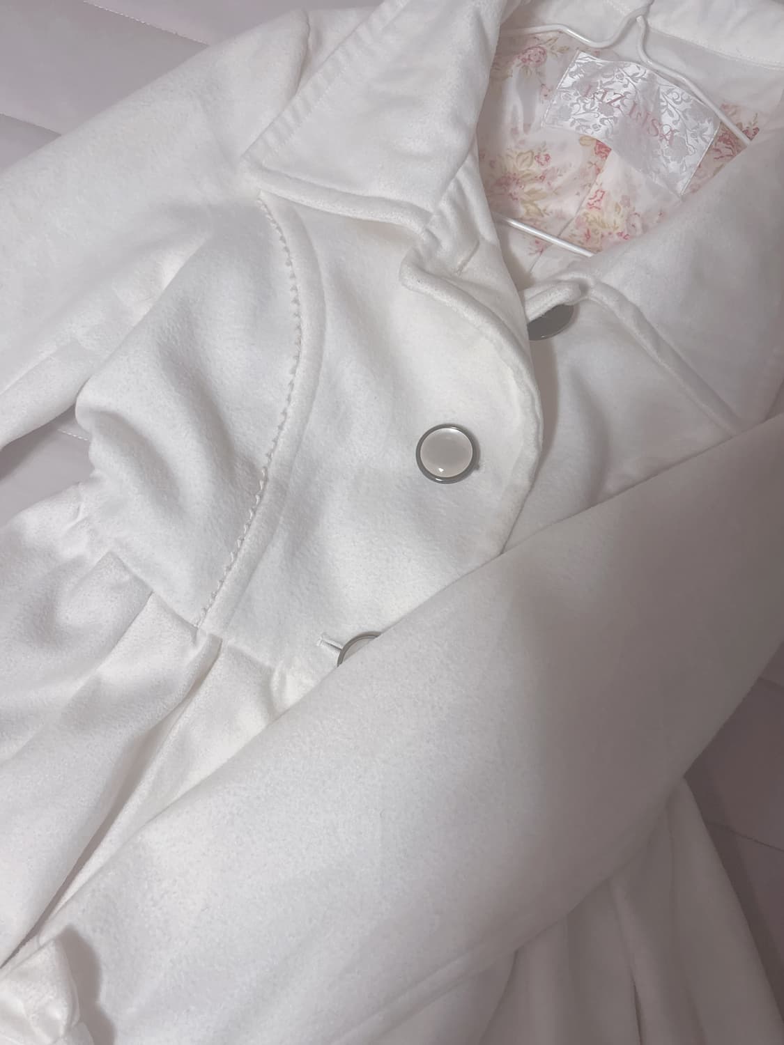 결제전연락) 리즈리사 화이트 리본 코트 일브 히메갸루 양산형 양도 판매 상품이미지4